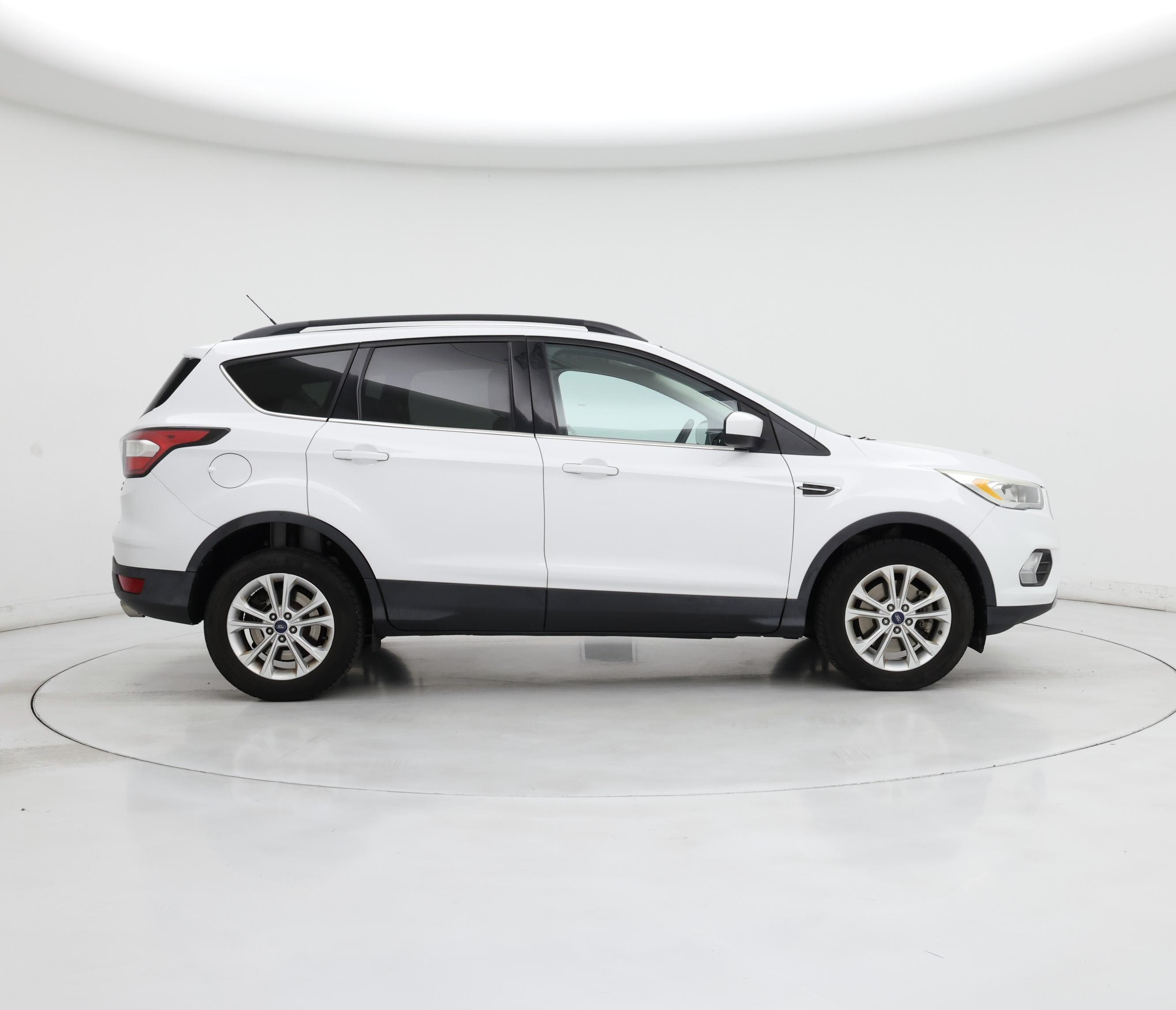 Thumbnail: 2017 Ford Escape - 7