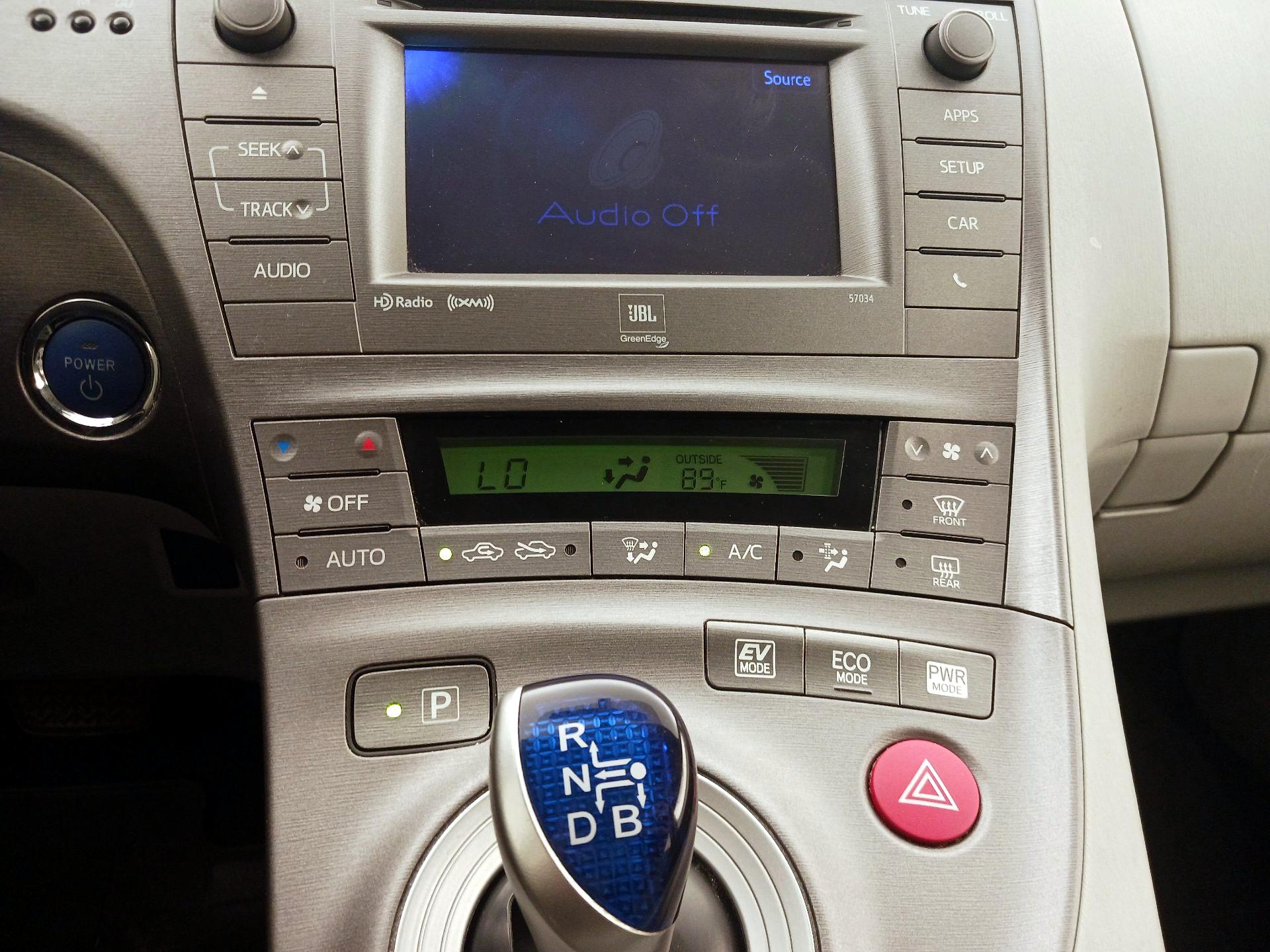 Thumbnail: 2014 Toyota Prius - 16