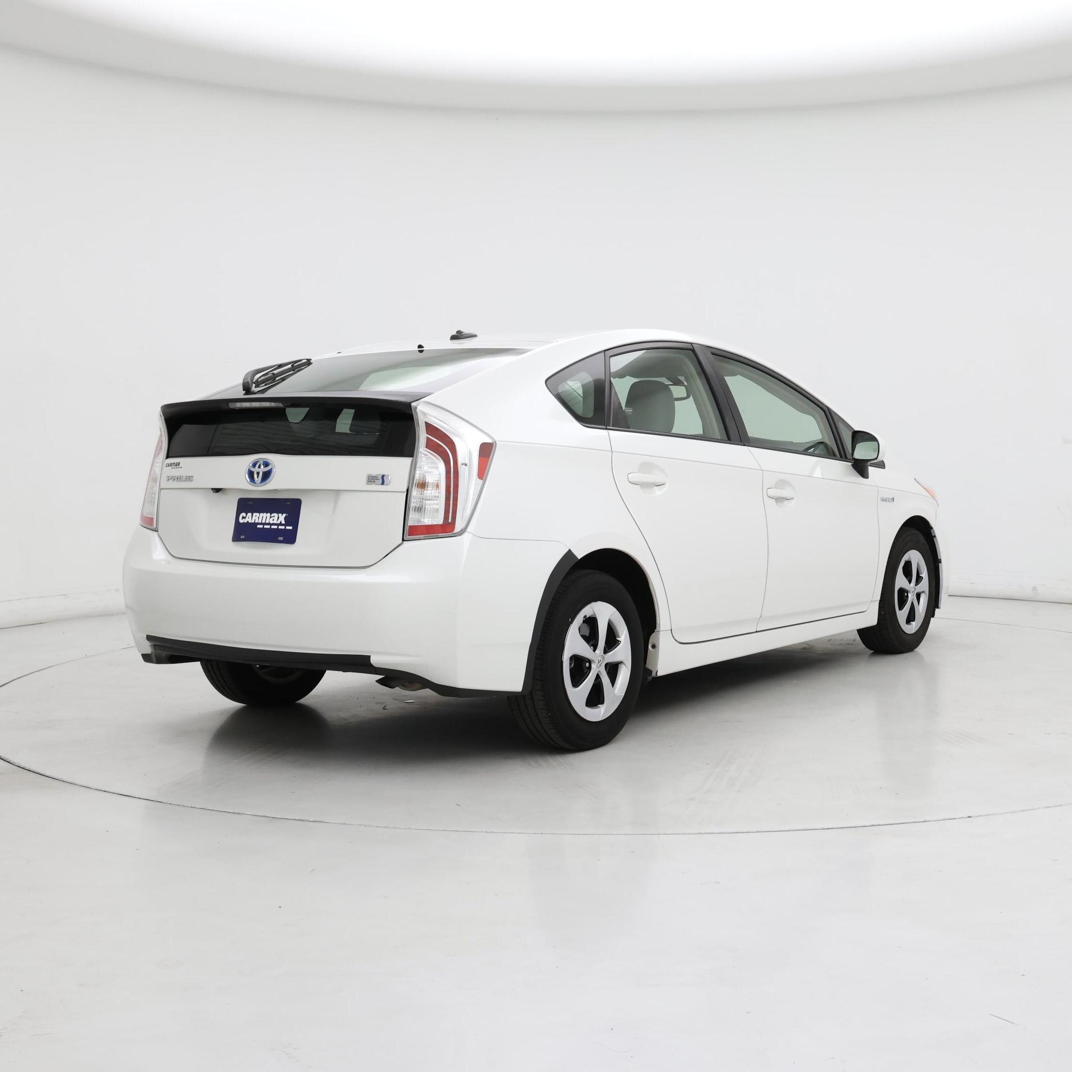 Thumbnail: 2014 Toyota Prius - 8