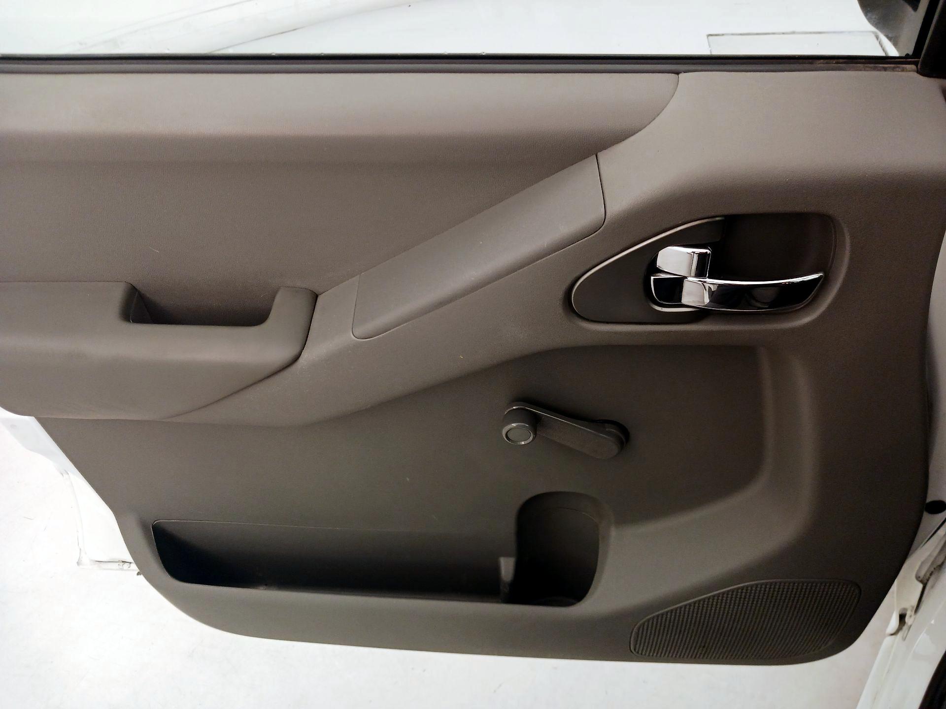 Thumbnail: 2014 Nissan Frontier - 12