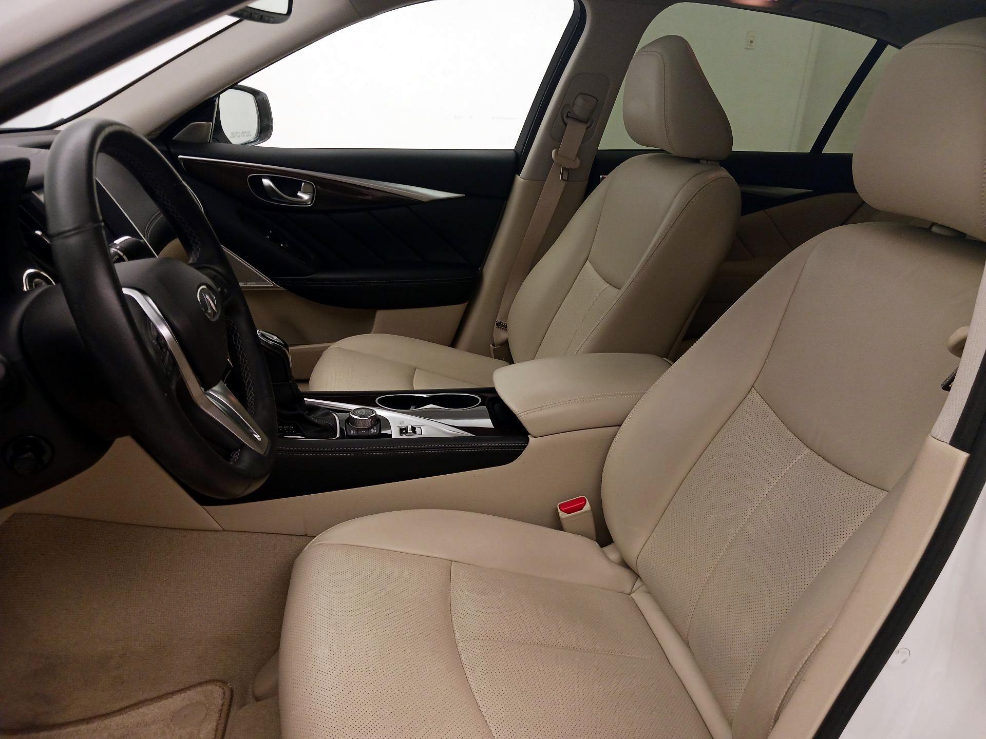 Thumbnail: 2018 INFINITI Q50 - 11
