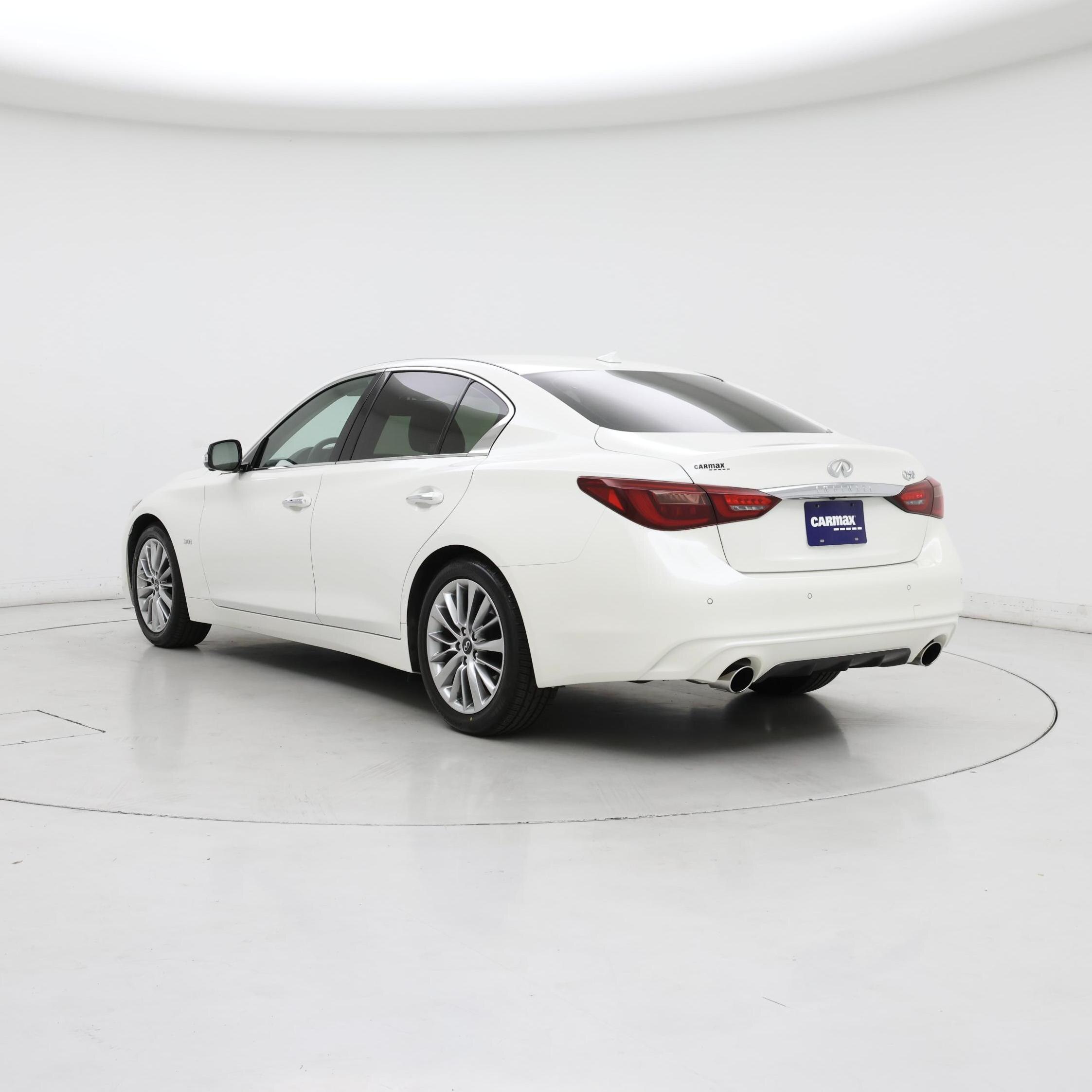 Thumbnail: 2018 INFINITI Q50 - 2
