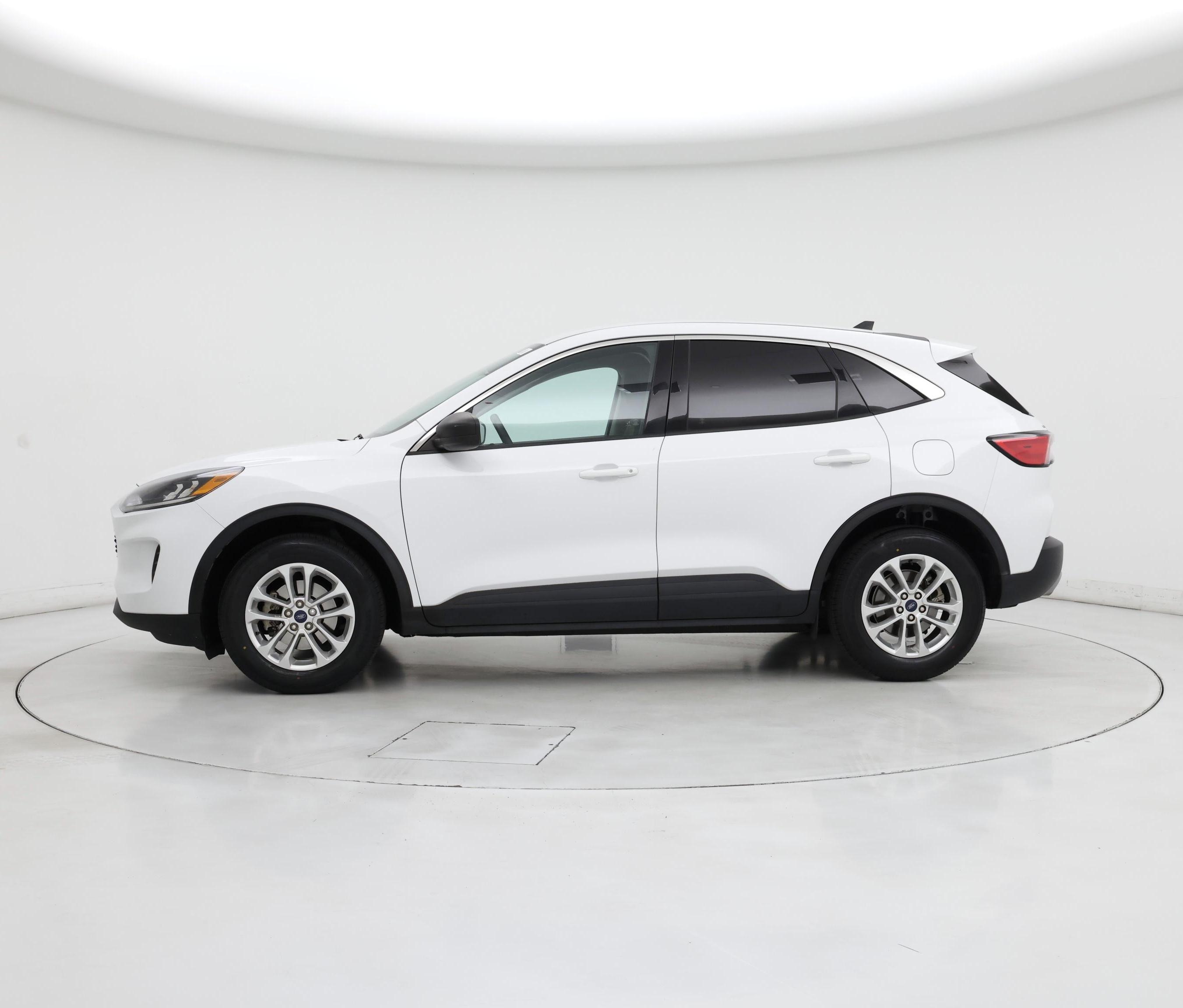 Thumbnail: 2022 Ford Escape - 3