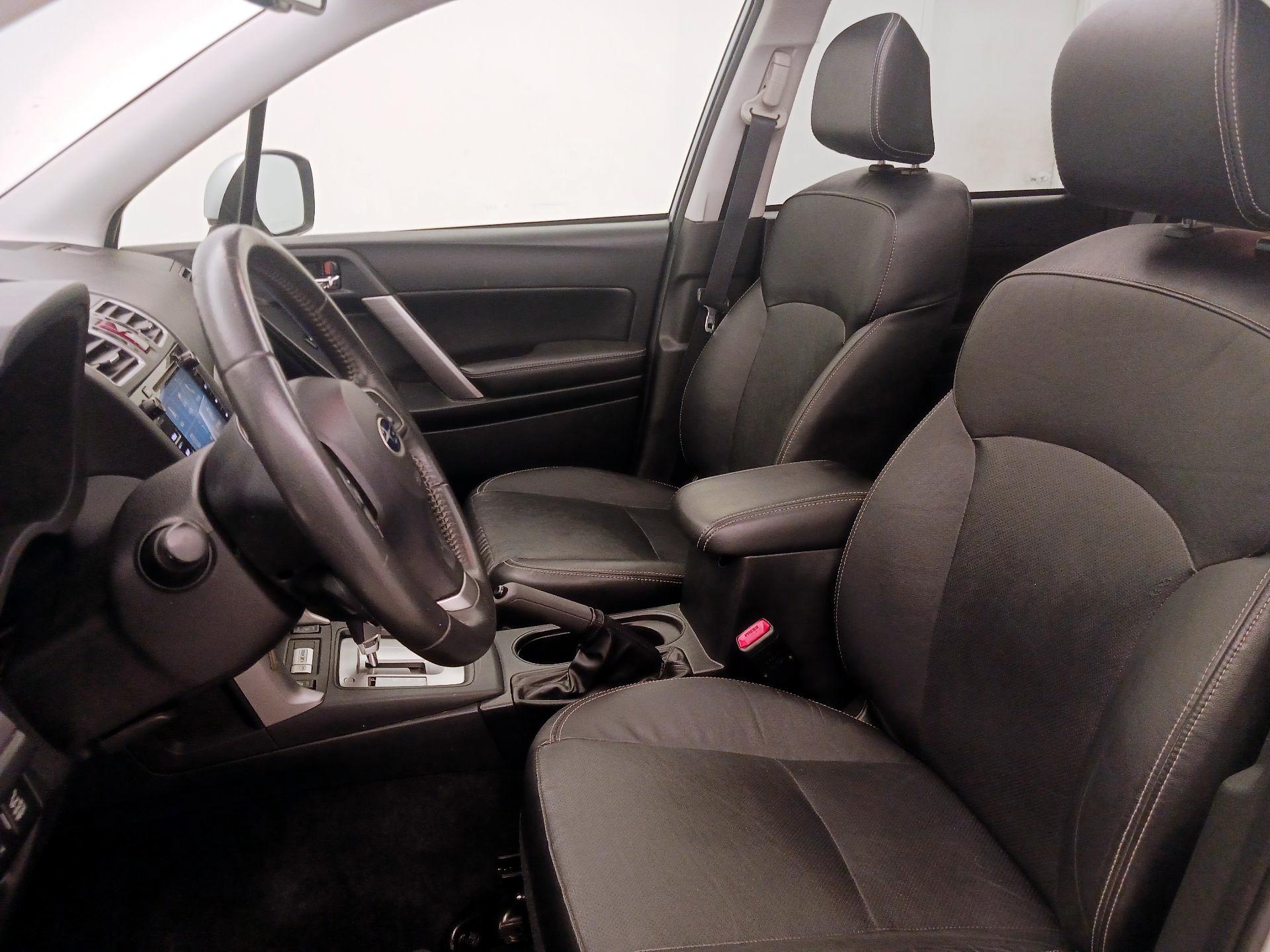 Thumbnail: 2016 Subaru Forester - 11