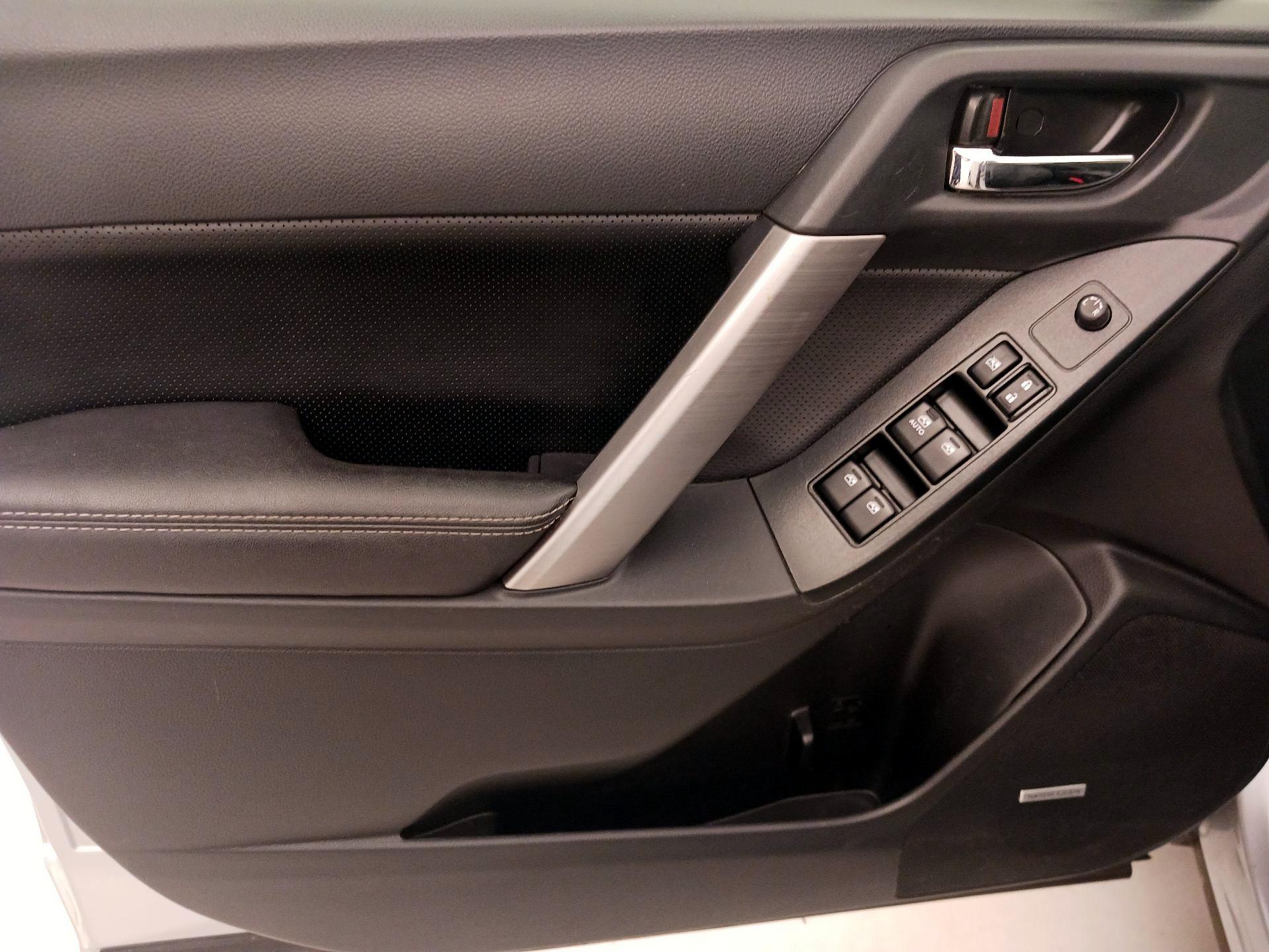Thumbnail: 2016 Subaru Forester - 12