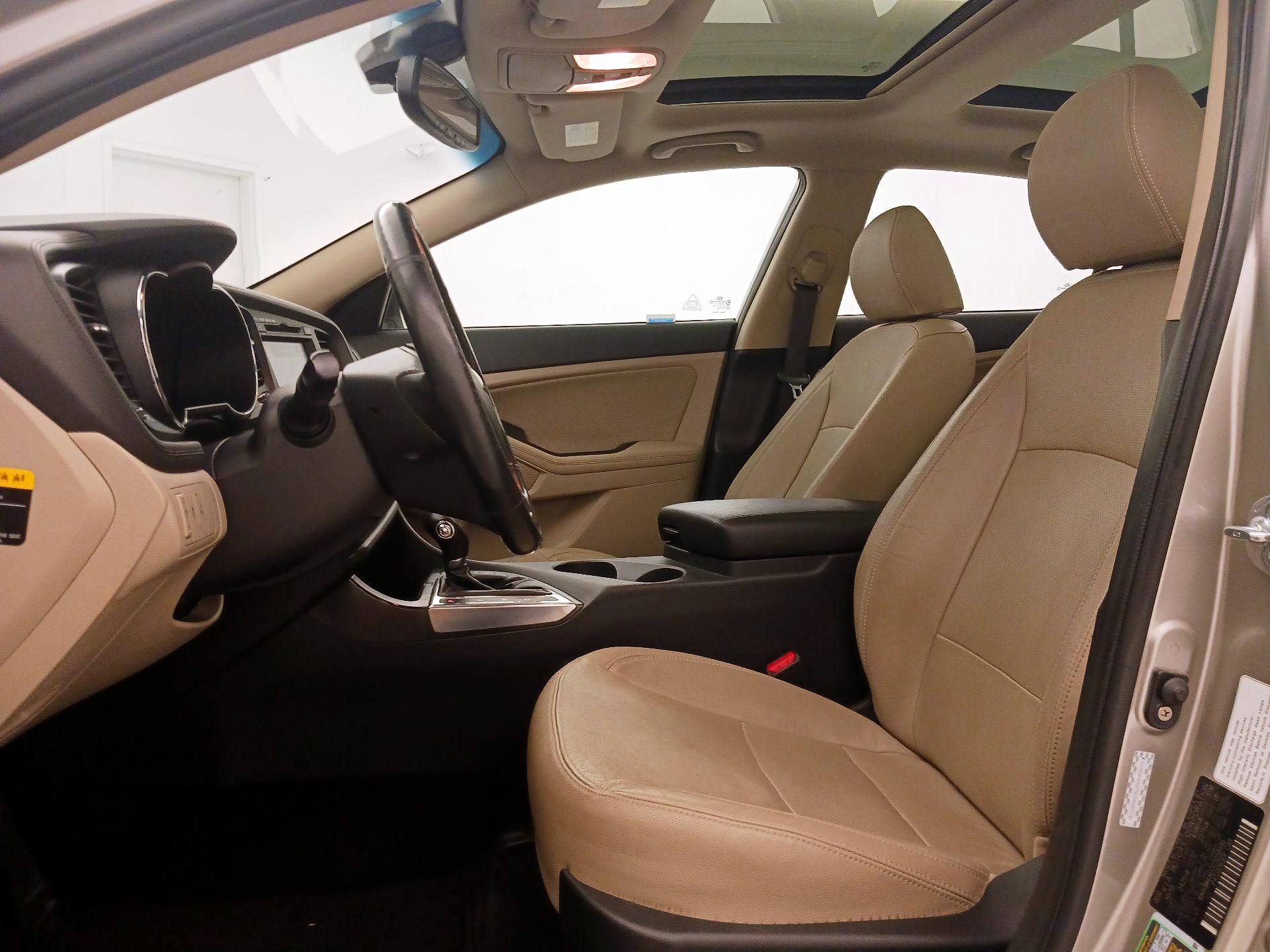 Thumbnail: 2013 Kia Optima - 11