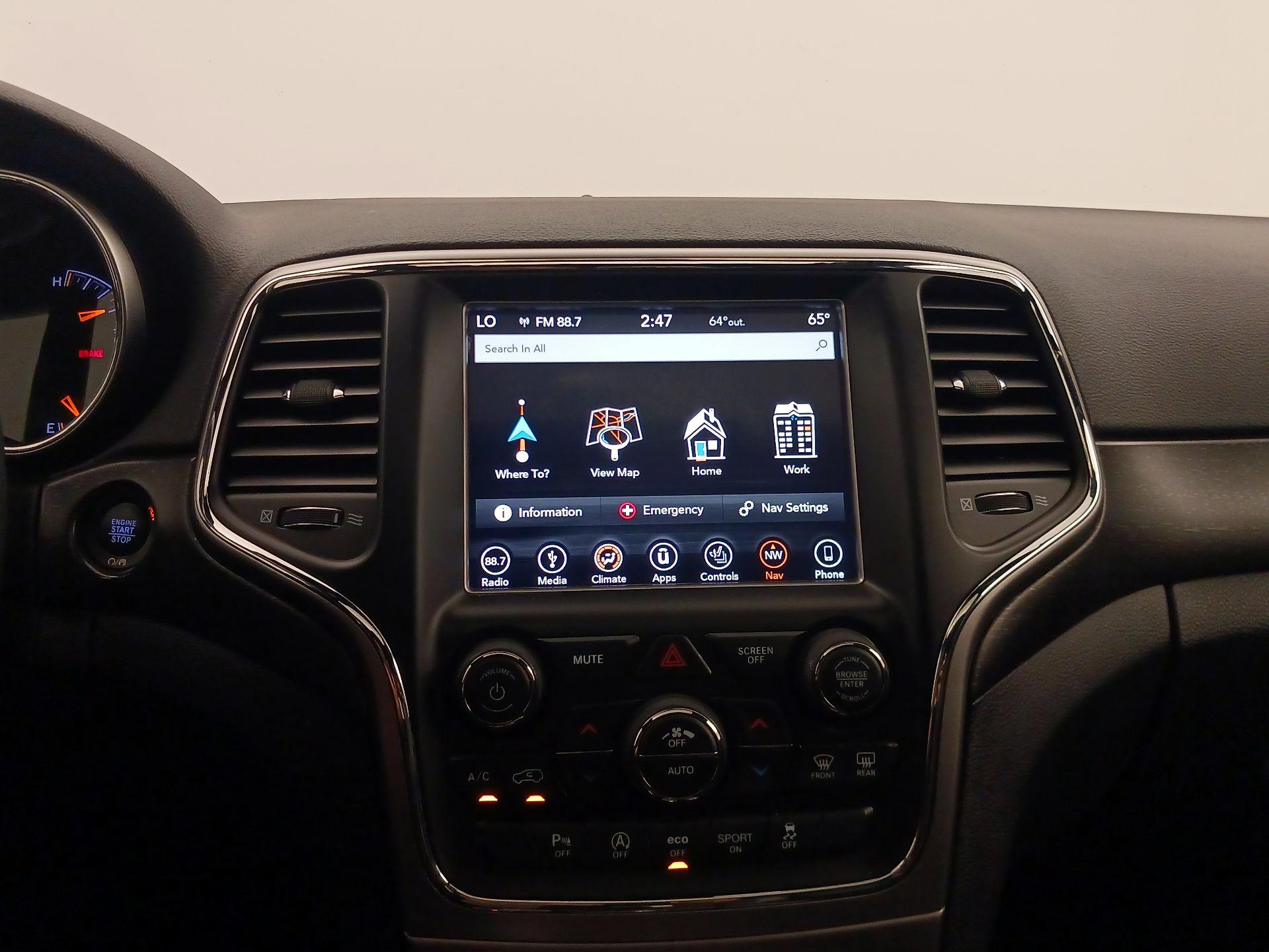 Thumbnail: 2018 Jeep Grand Cherokee - 14