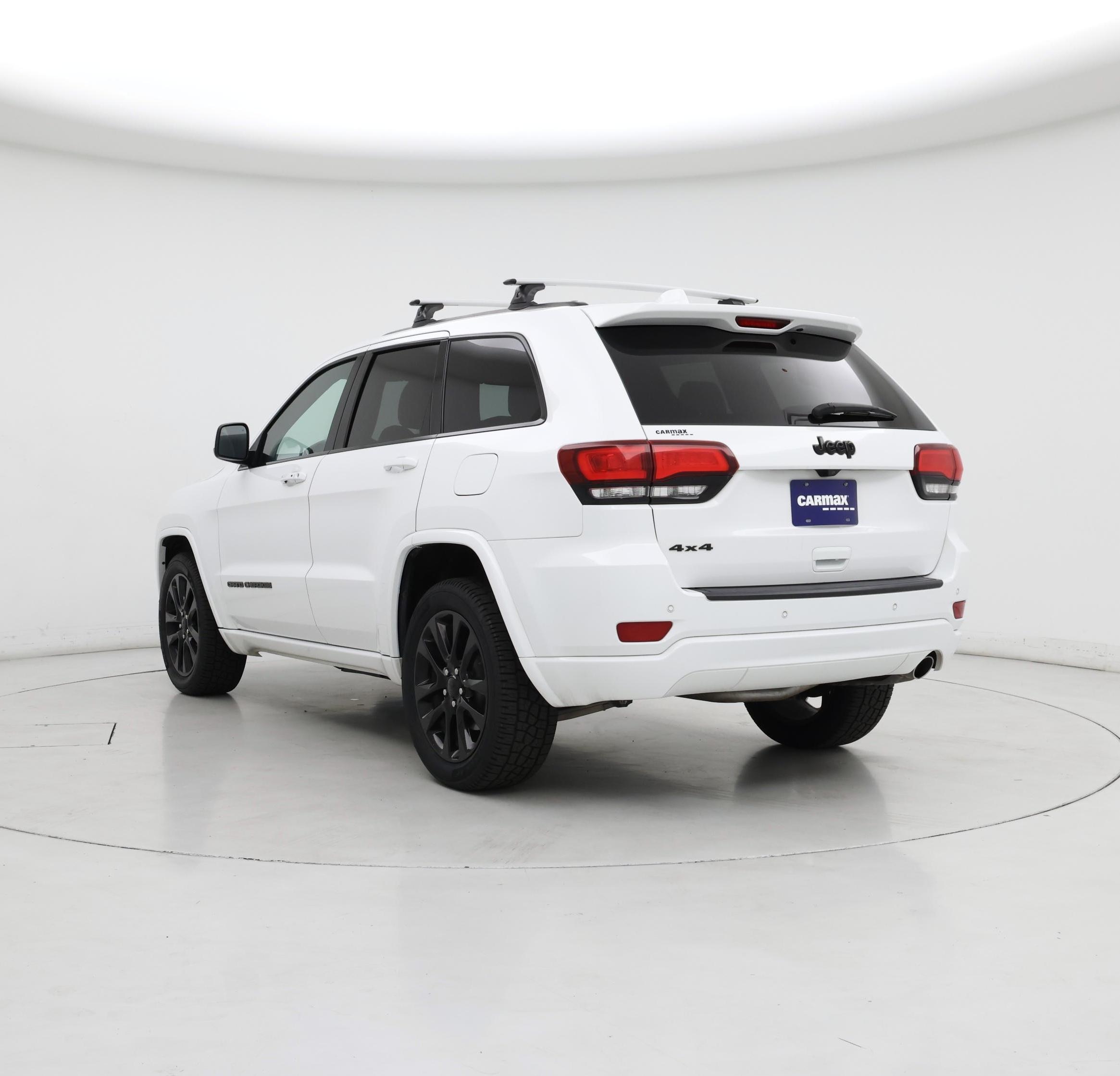 Thumbnail: 2018 Jeep Grand Cherokee - 2