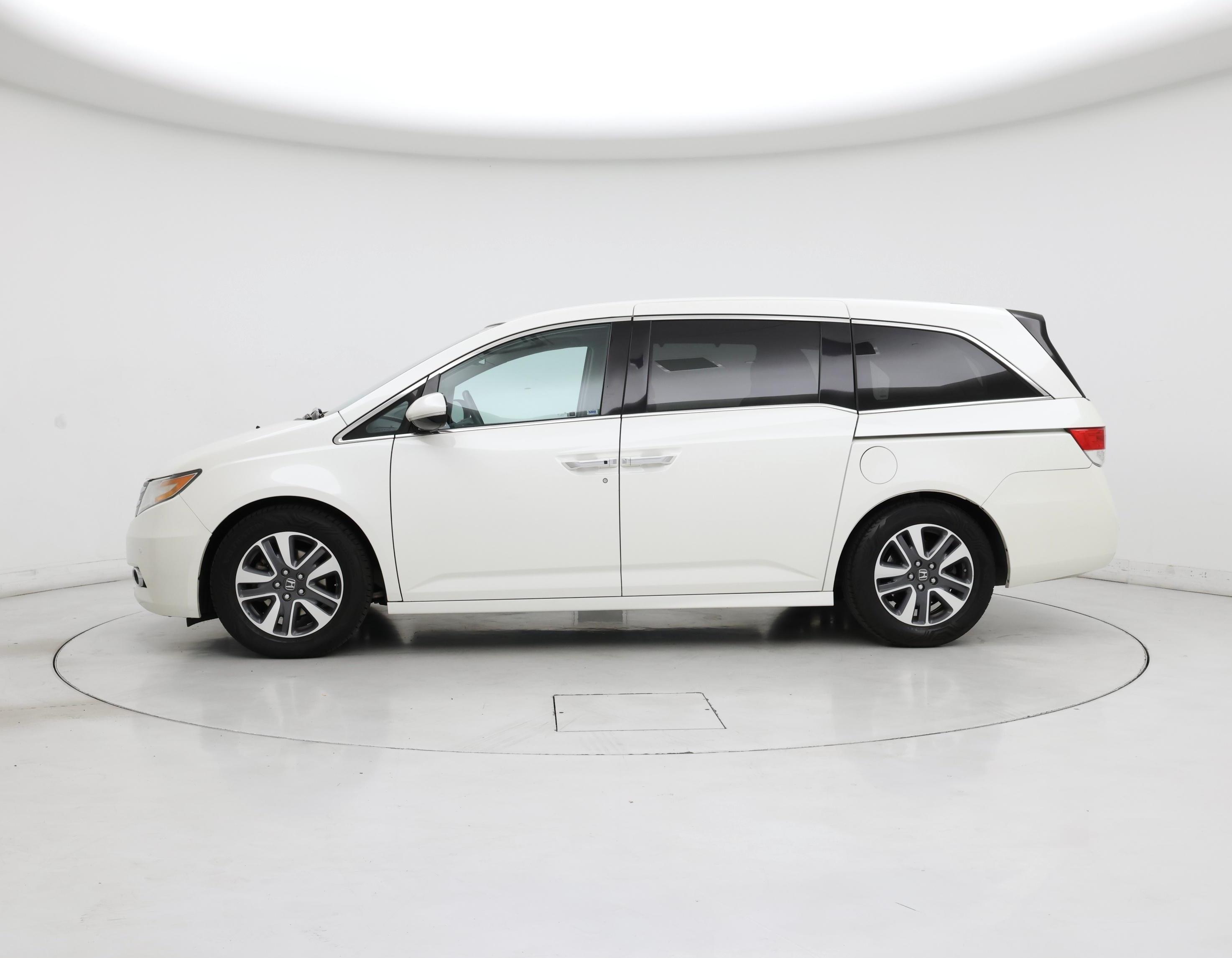 Thumbnail: 2017 Honda Odyssey - 3