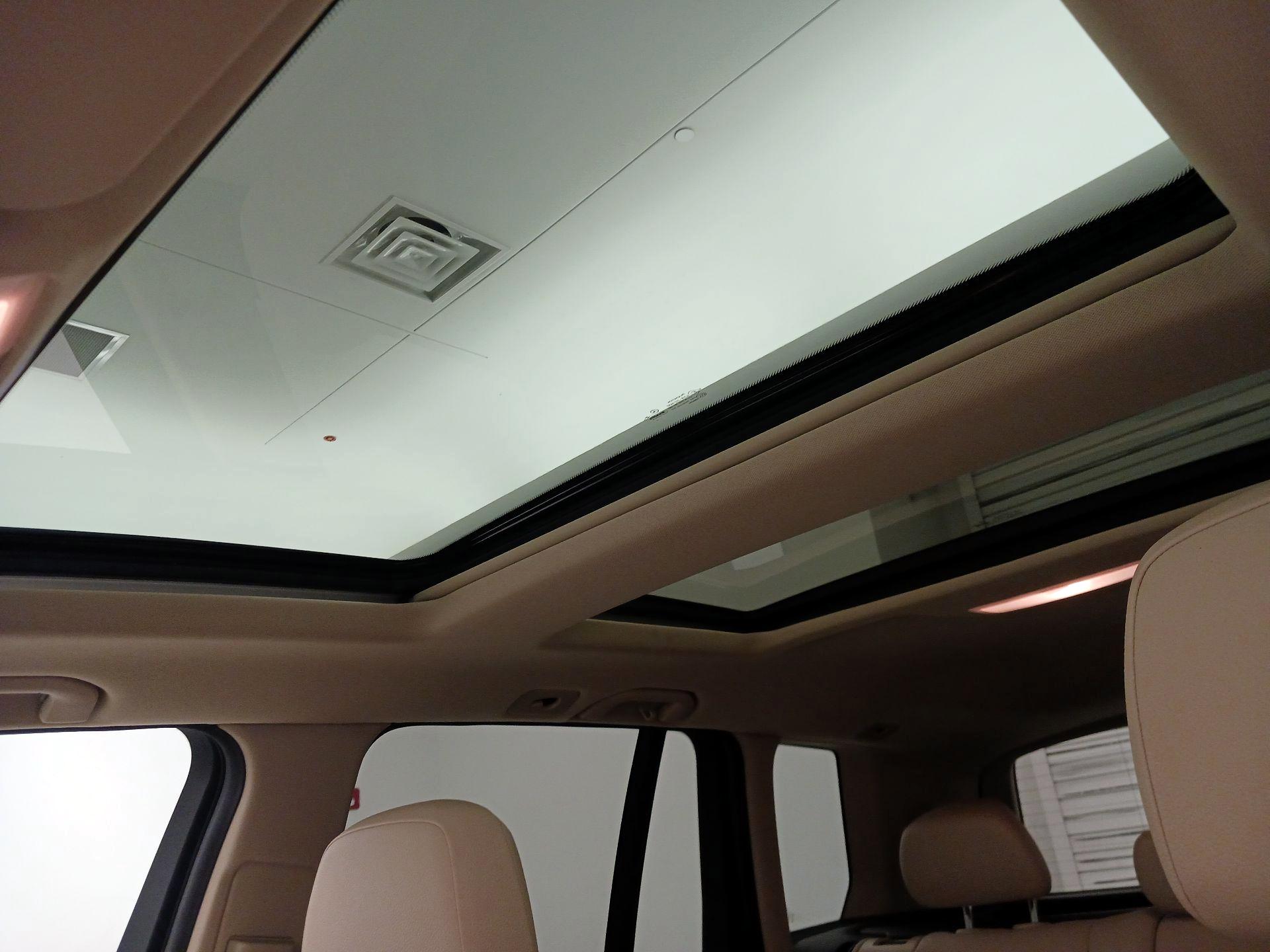 Thumbnail: 2015 Mercedes-Benz GLK - 18