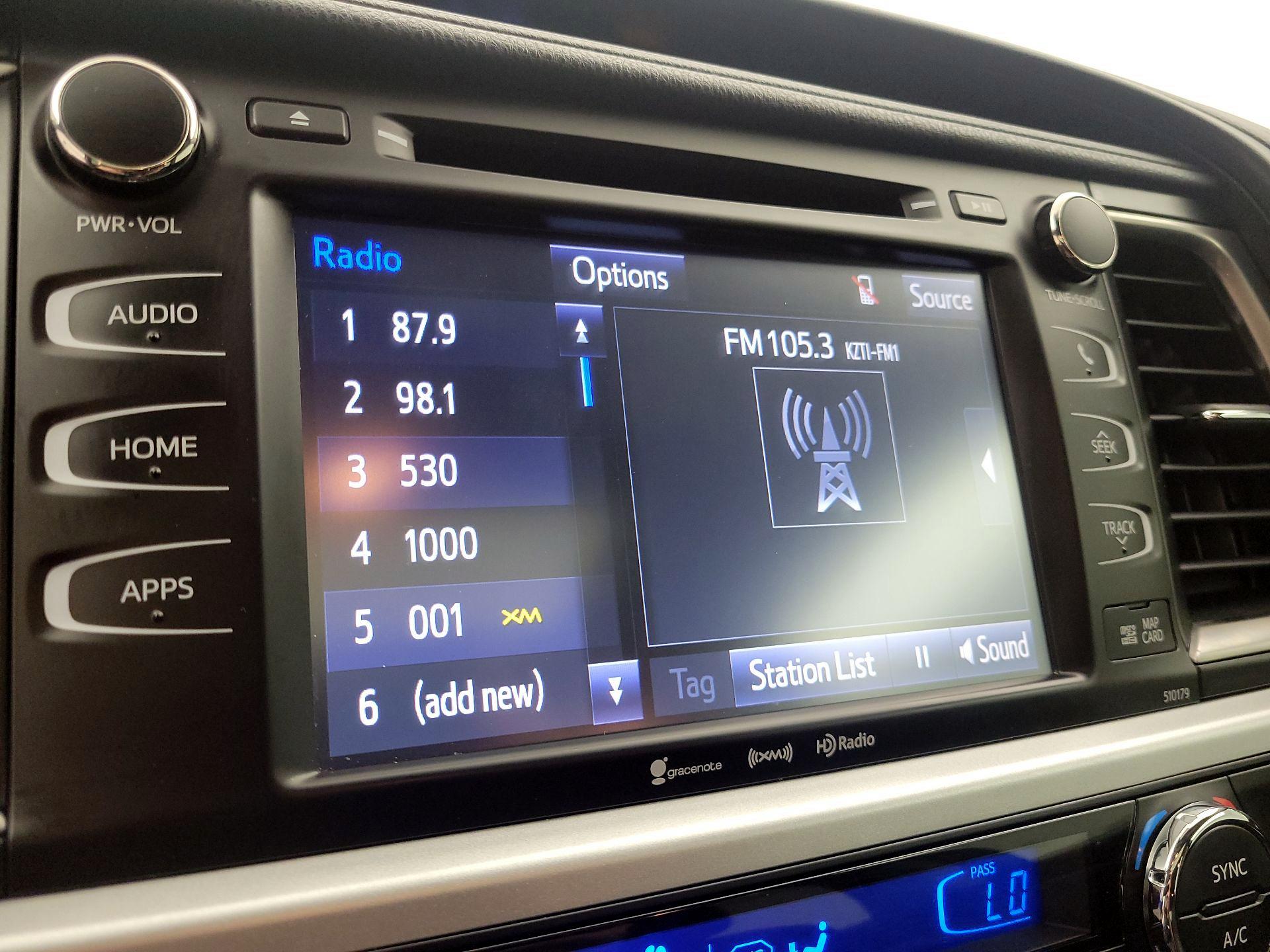 Thumbnail: 2018 Toyota Highlander - 15