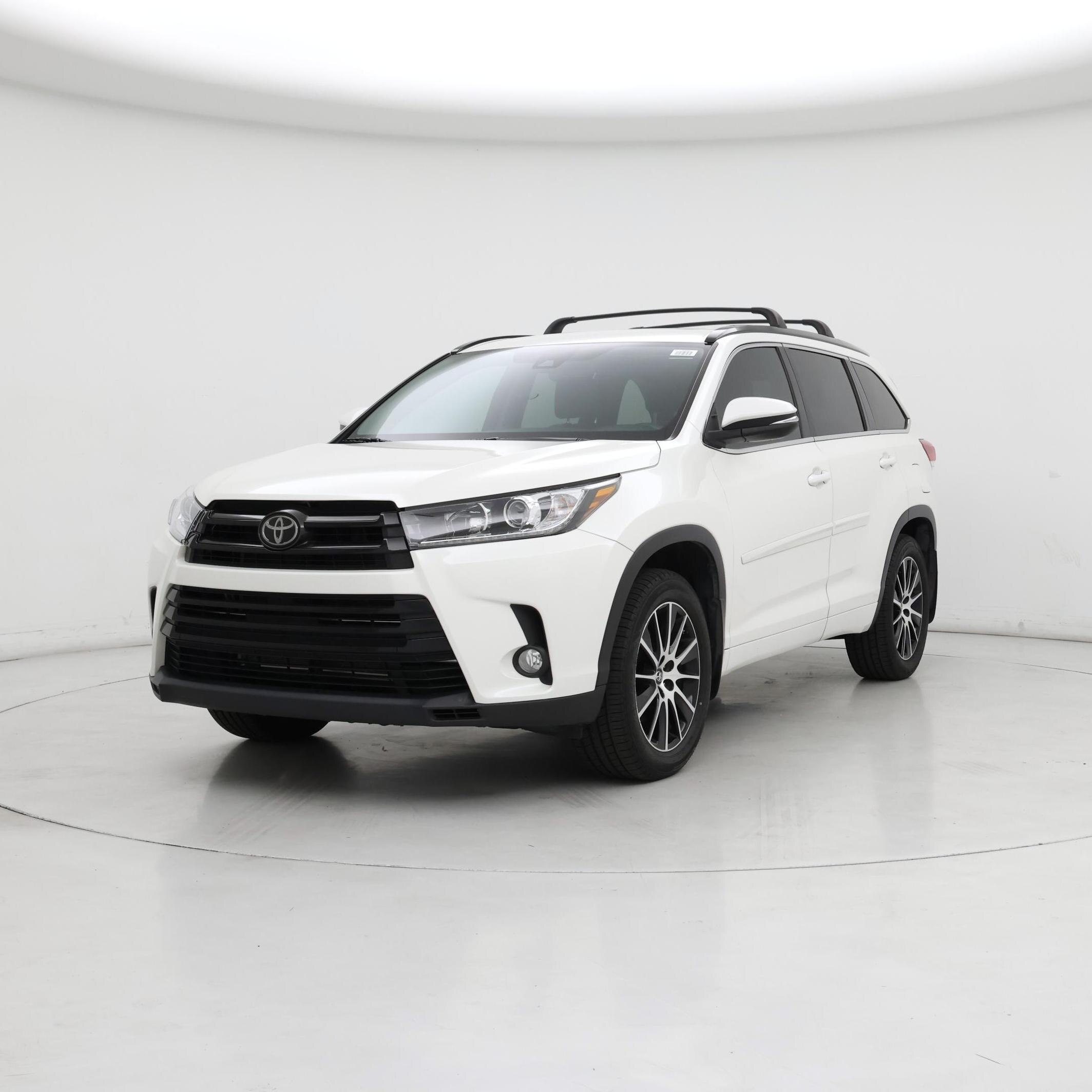Thumbnail: 2018 Toyota Highlander - 4