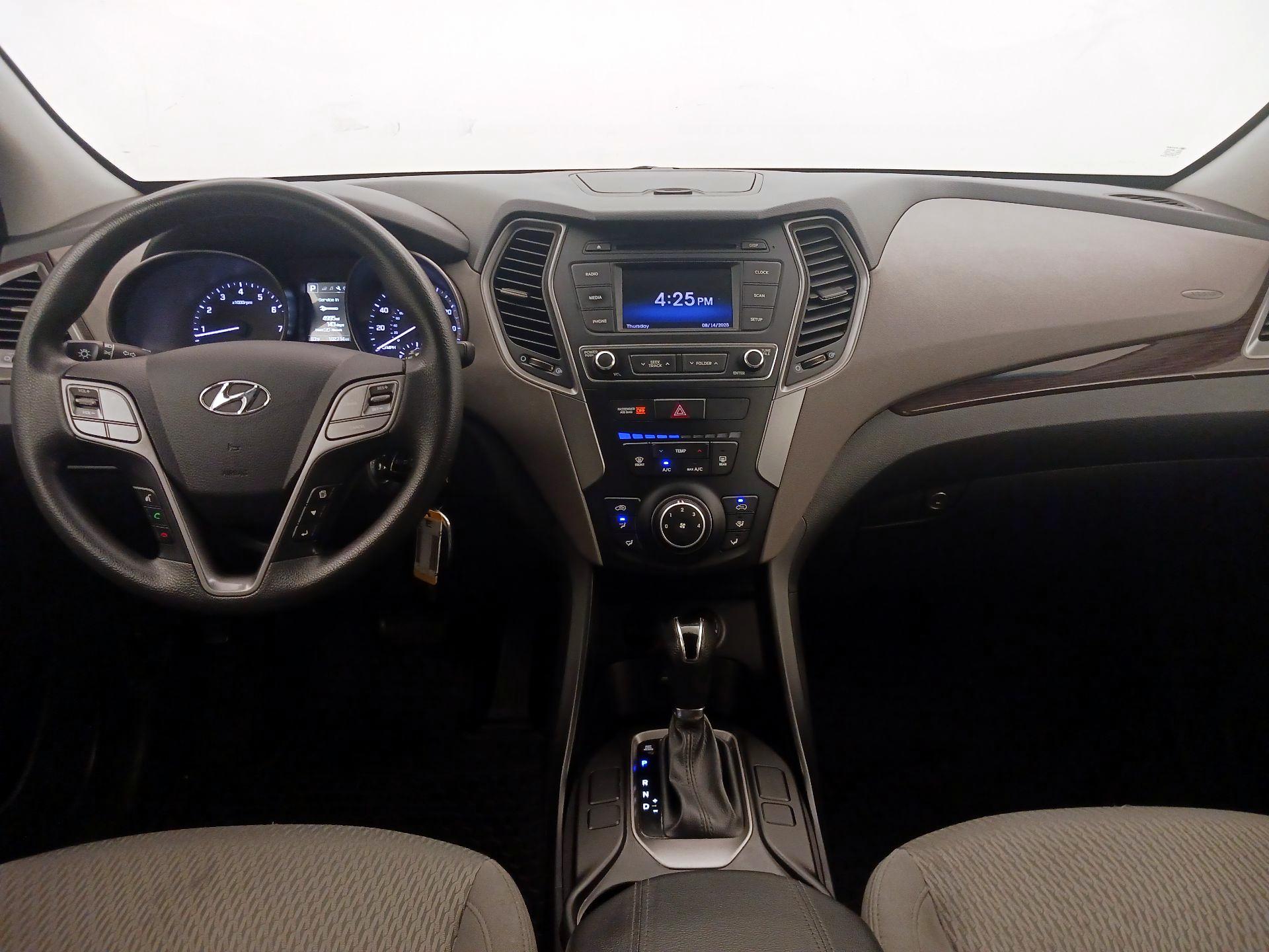 Thumbnail: 2018 Hyundai Santa Fe - 9