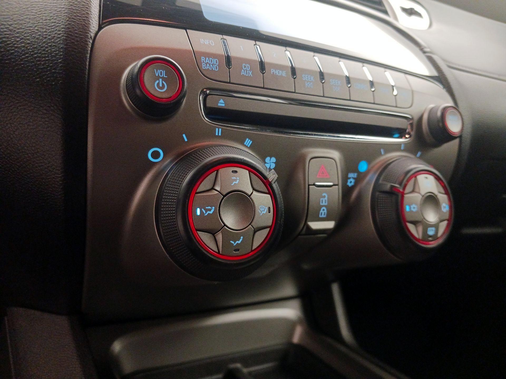Thumbnail: 2015 Chevrolet Camaro - 15