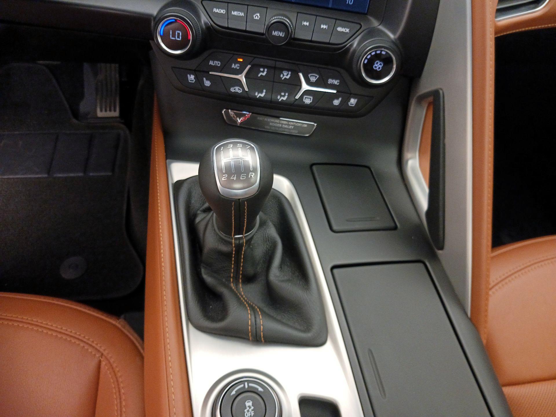 Thumbnail: 2014 Chevrolet Corvette - 18