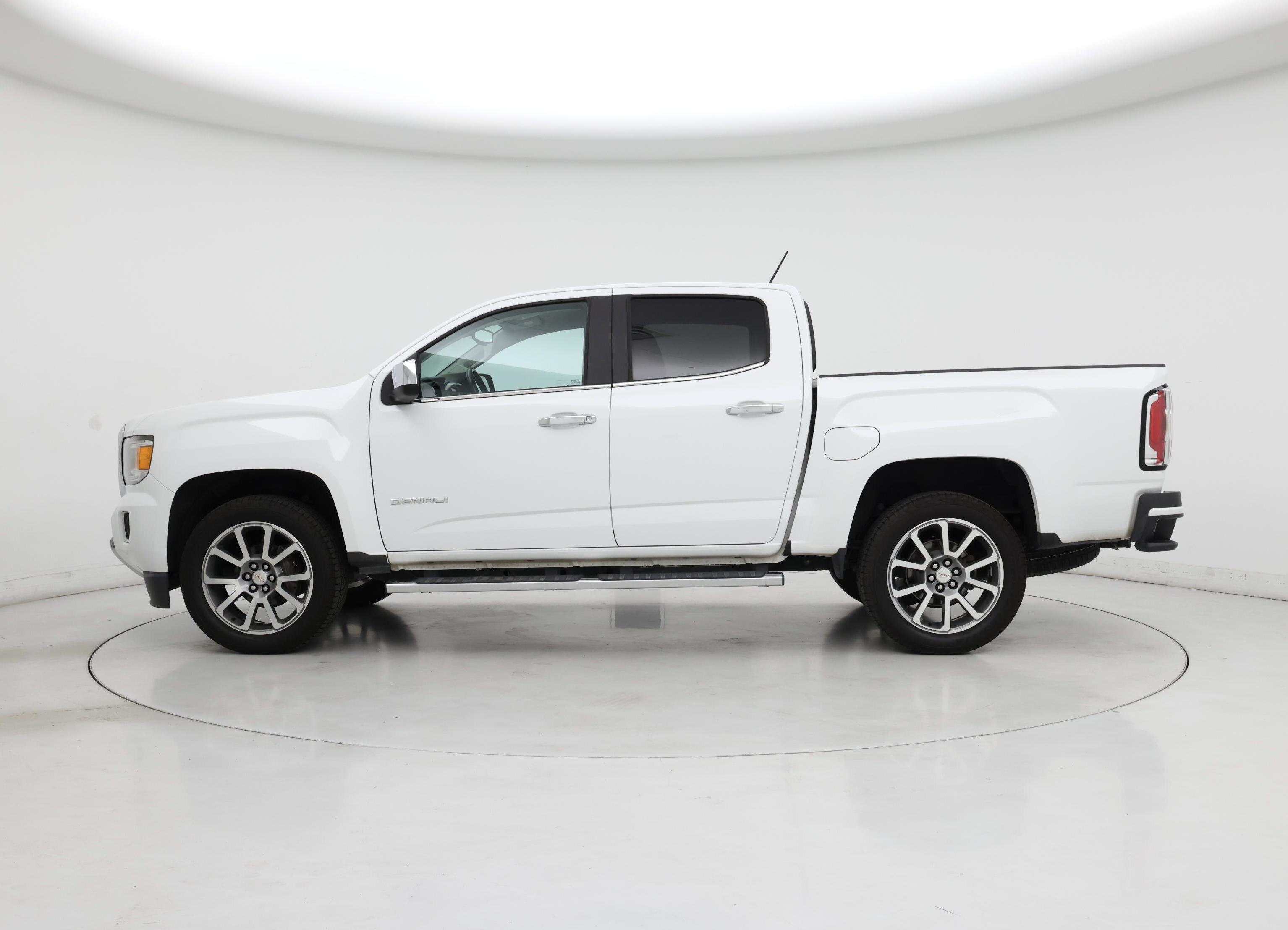 Thumbnail: 2019 GMC Canyon - 3