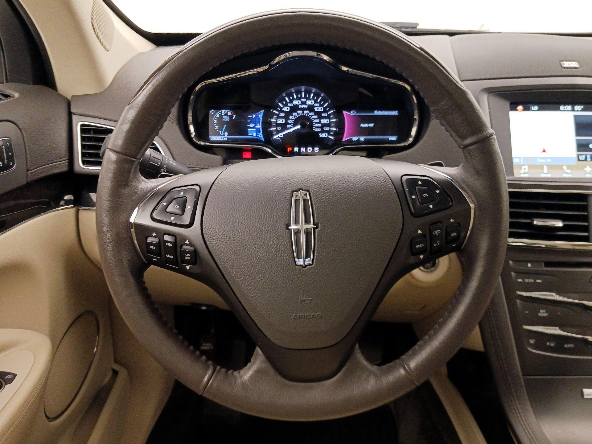 Thumbnail: 2018 Lincoln MKT - 10