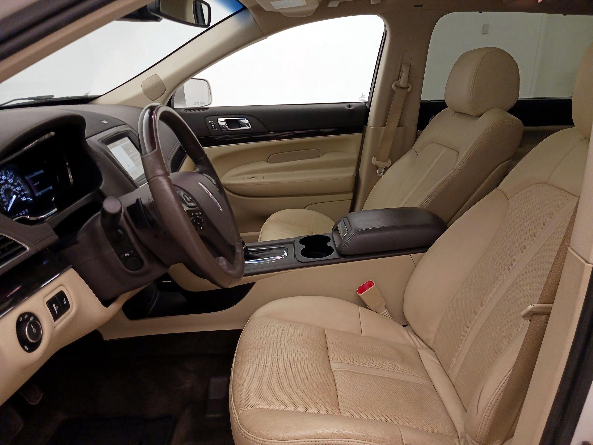Thumbnail: 2018 Lincoln MKT - 11