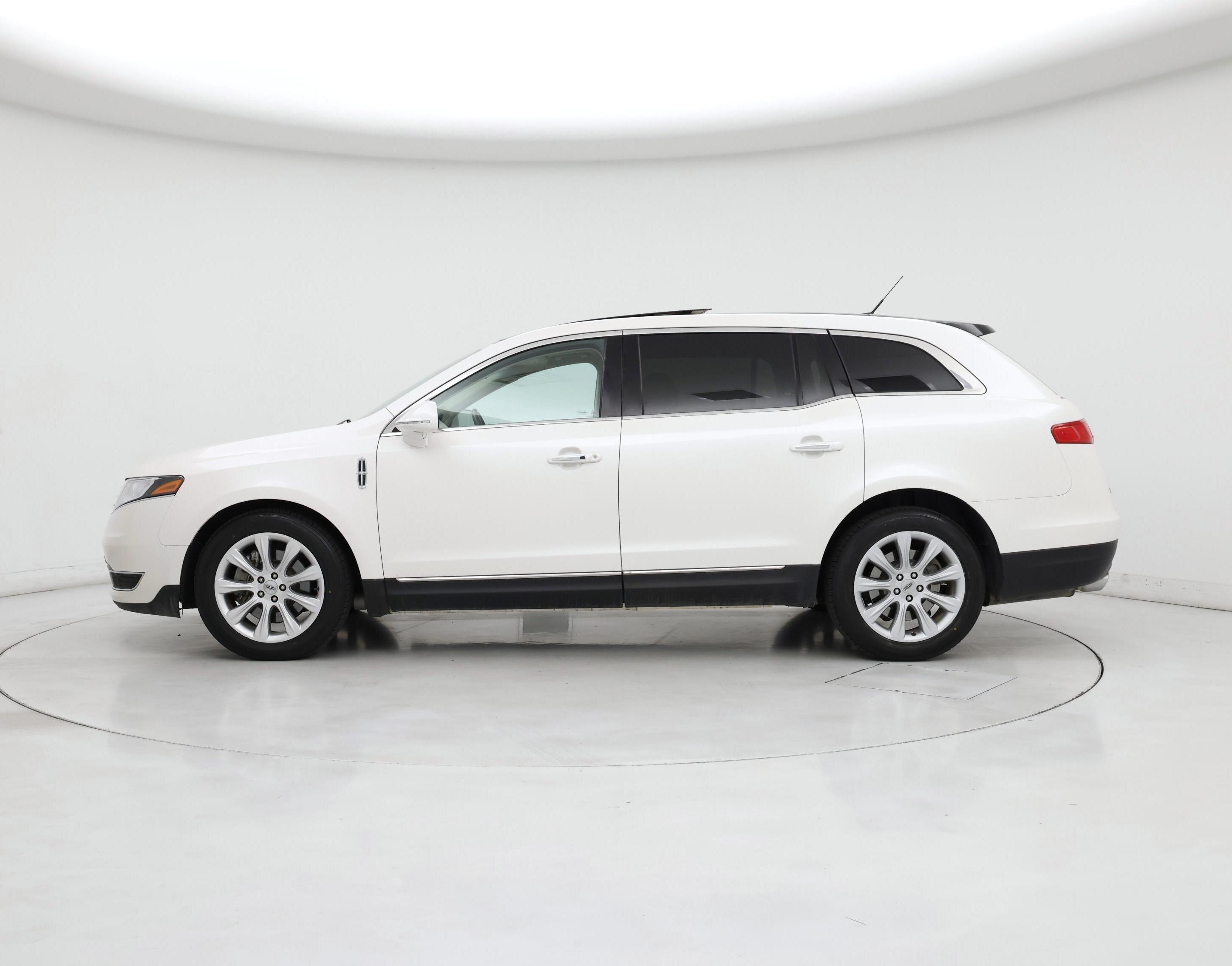 Thumbnail: 2018 Lincoln MKT - 3