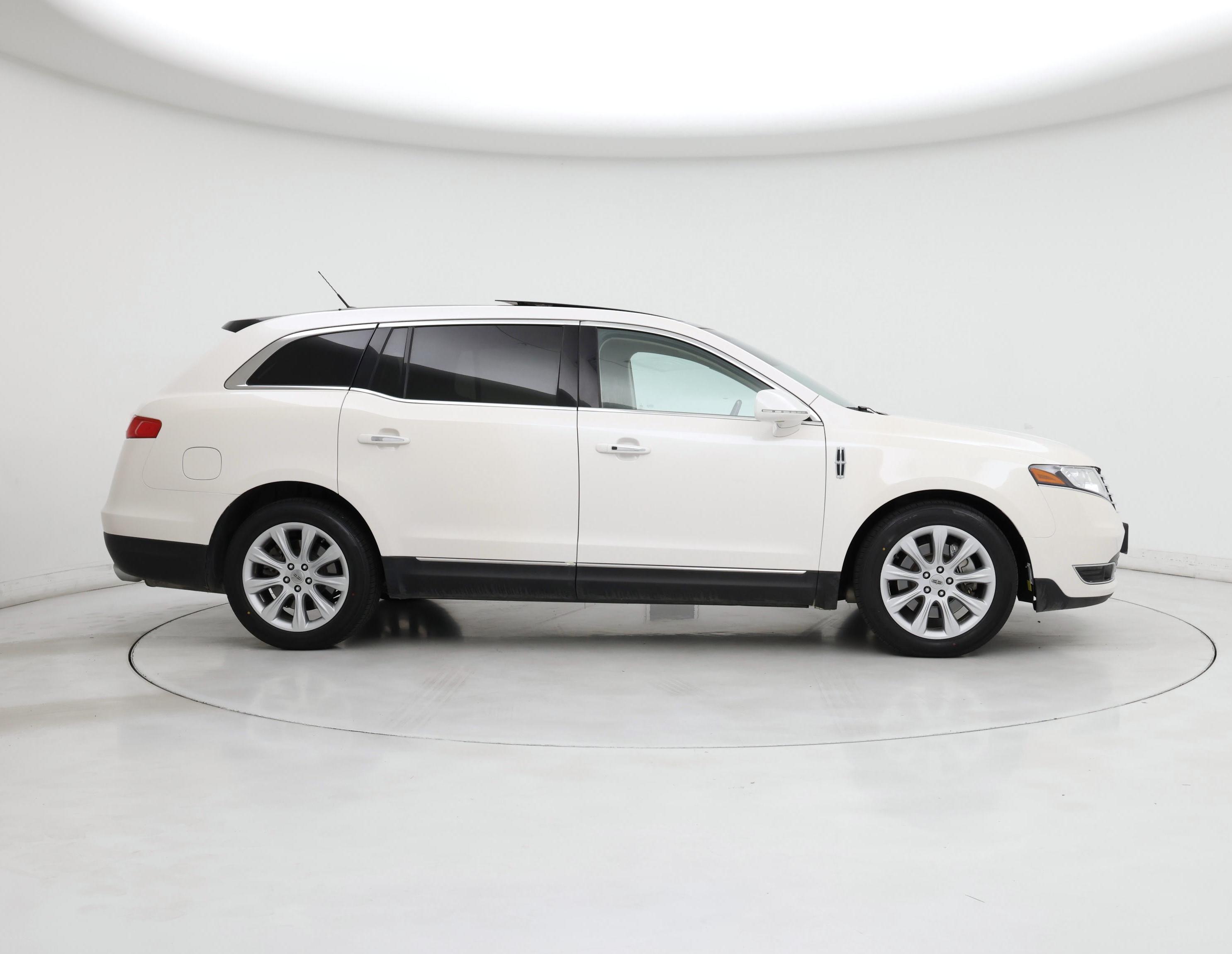 Thumbnail: 2018 Lincoln MKT - 7