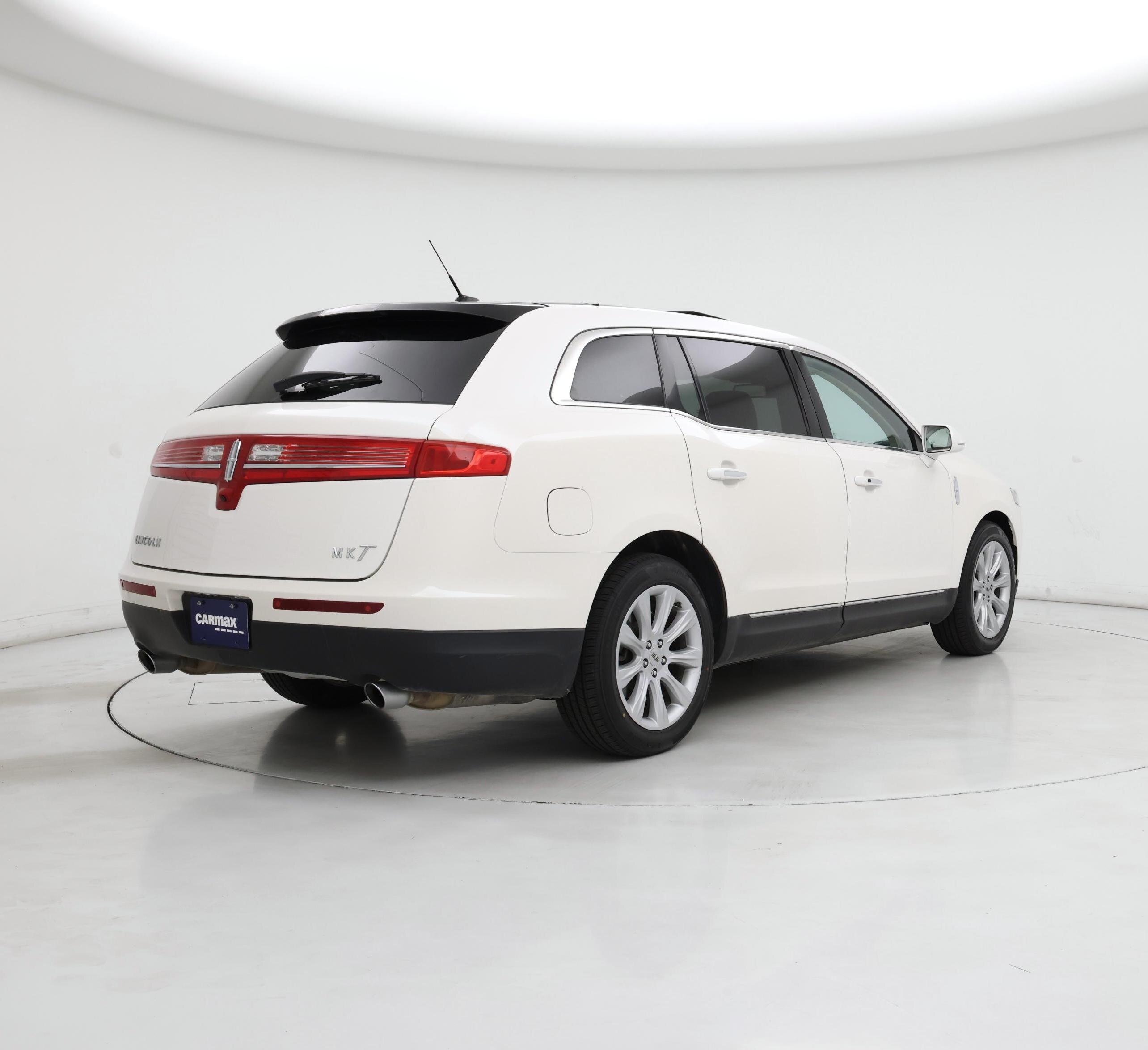 Thumbnail: 2018 Lincoln MKT - 8