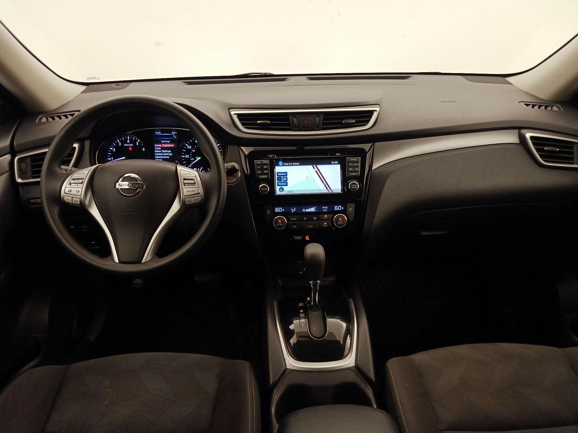 Thumbnail: 2016 Nissan Rogue - 9