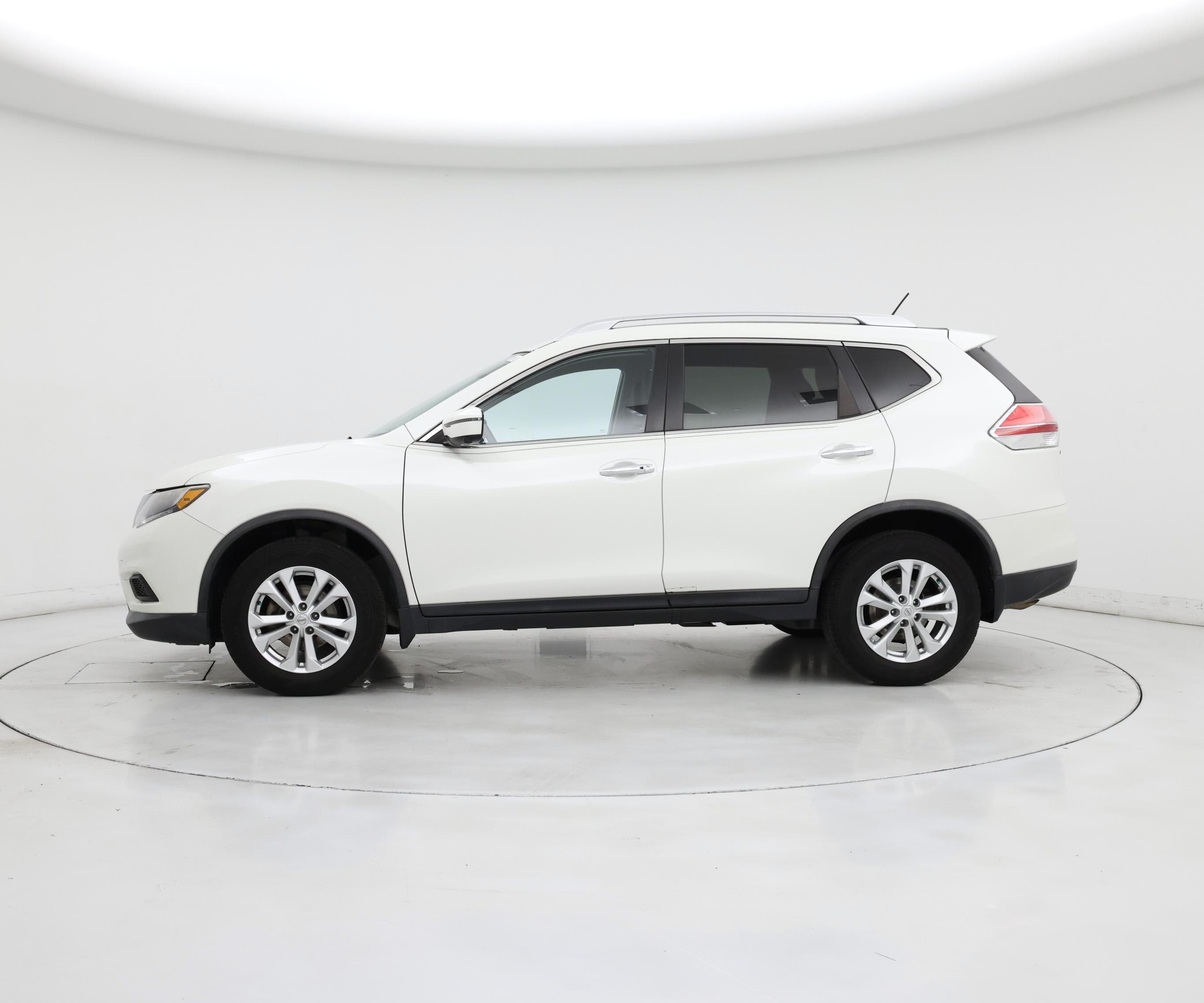 Thumbnail: 2016 Nissan Rogue - 3