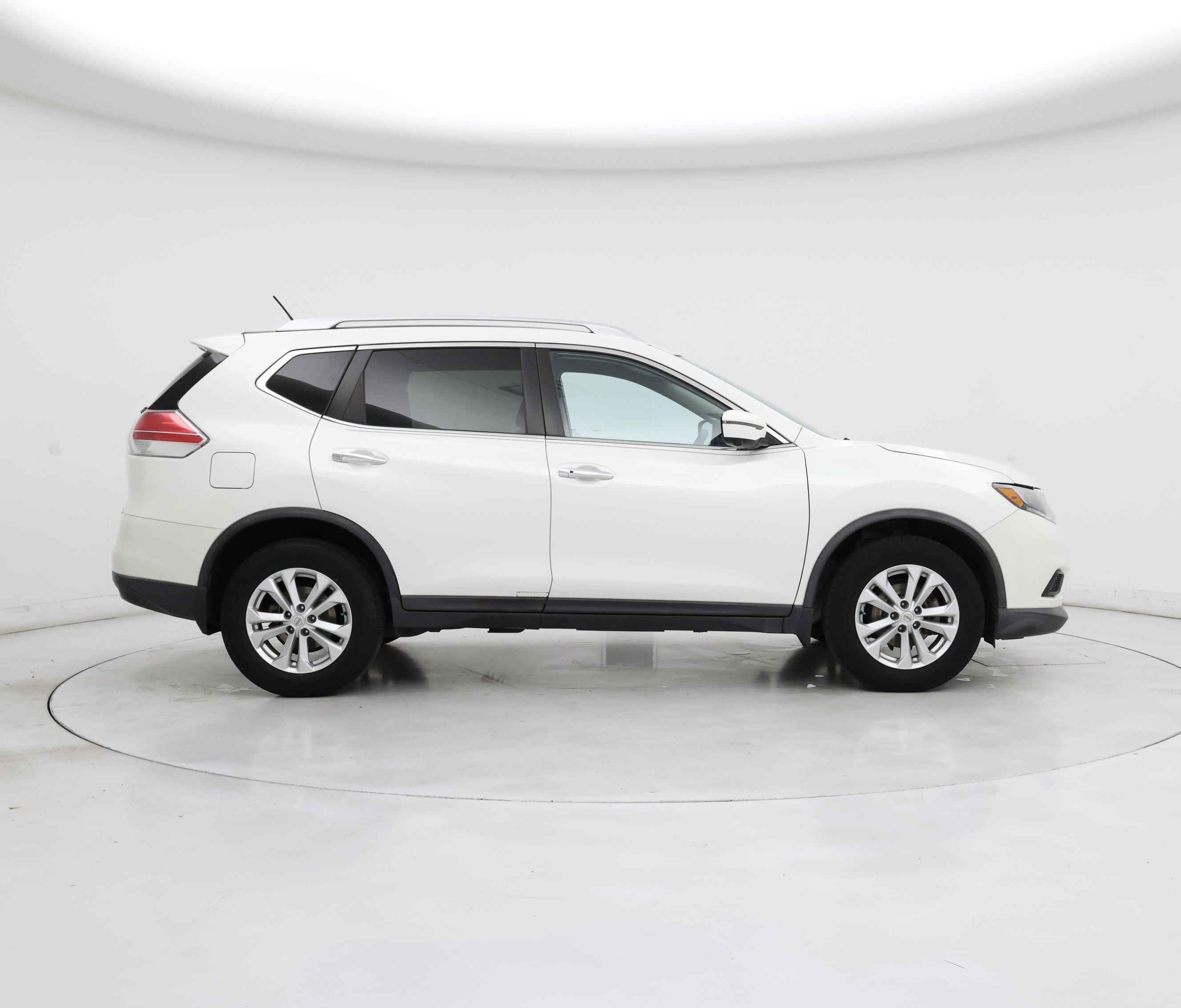 Thumbnail: 2016 Nissan Rogue - 7