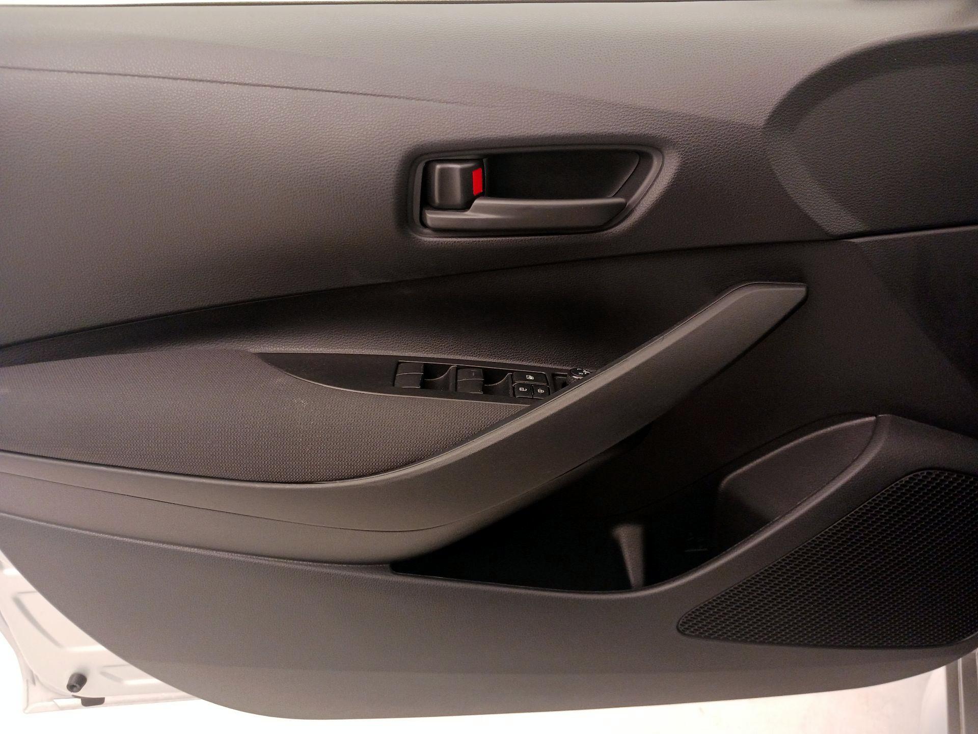 Thumbnail: 2024 Toyota Corolla - 12