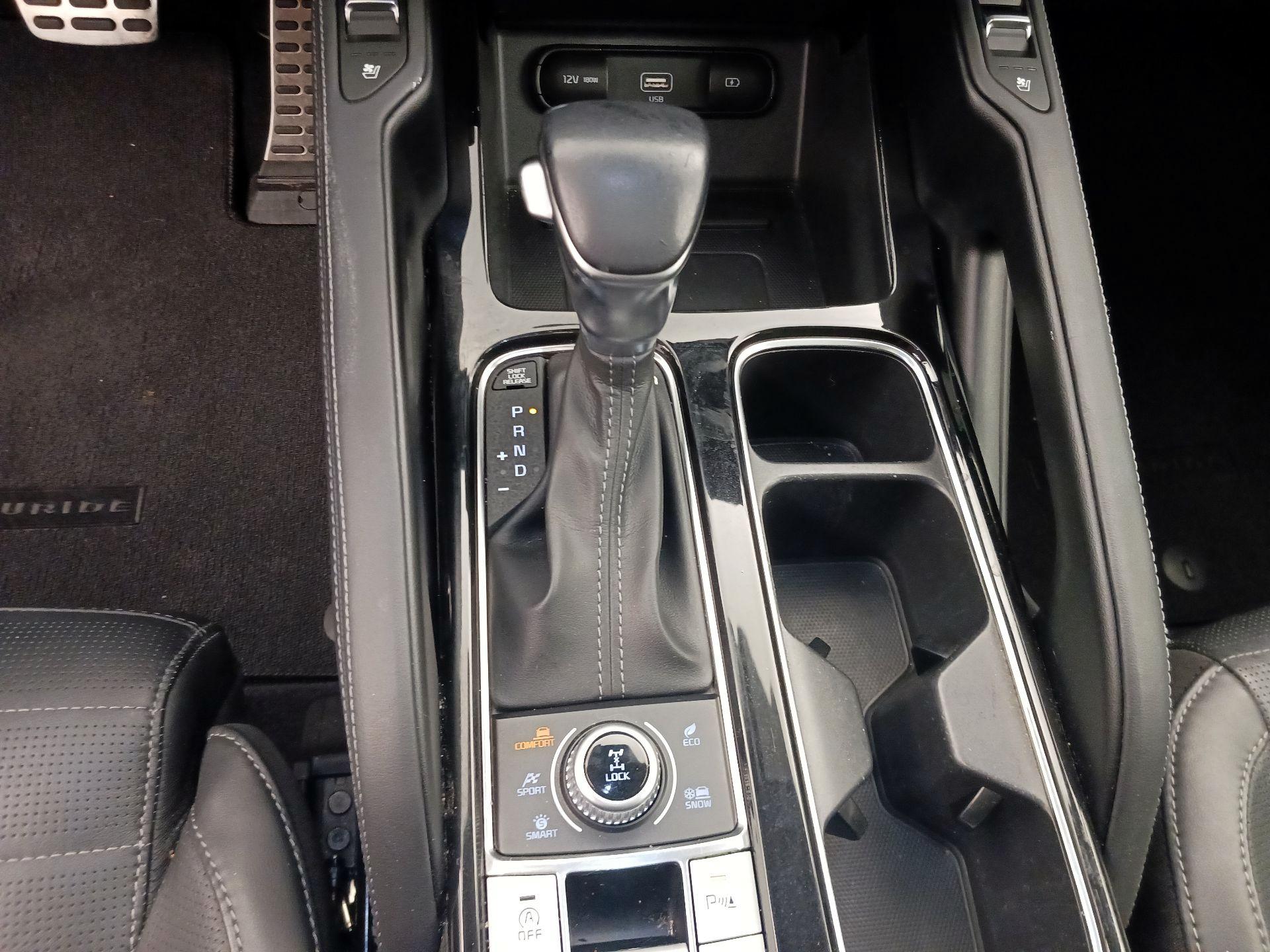 Thumbnail: 2021 Kia Telluride - 18