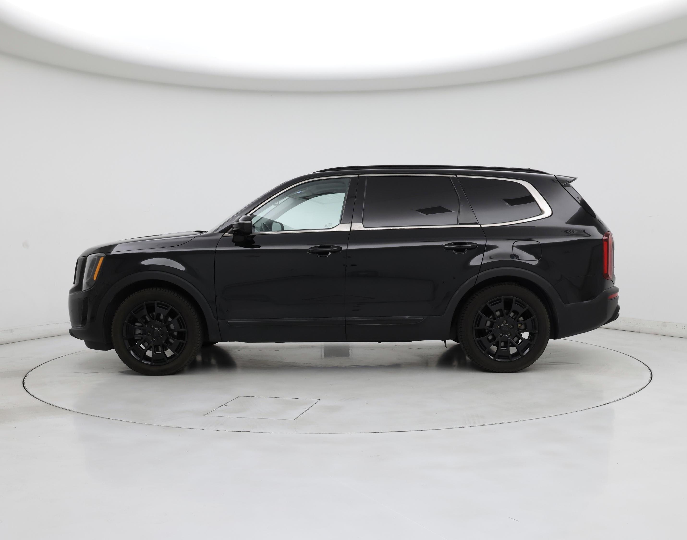 Thumbnail: 2021 Kia Telluride - 3