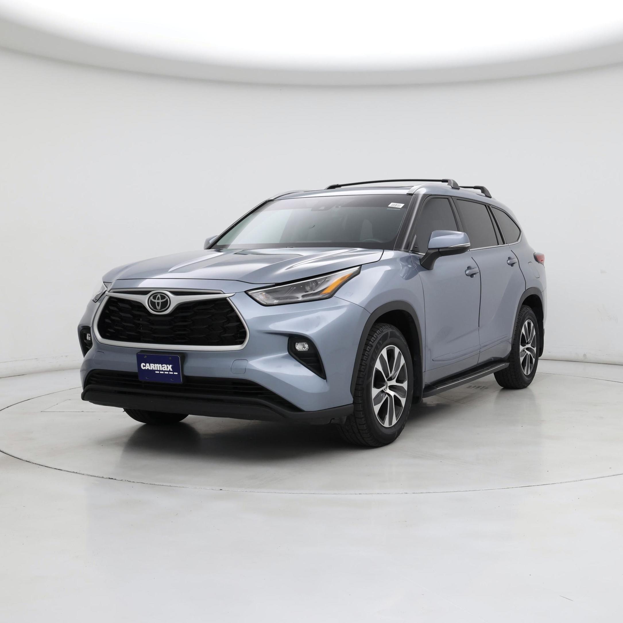 Thumbnail: 2022 Toyota Highlander - 4