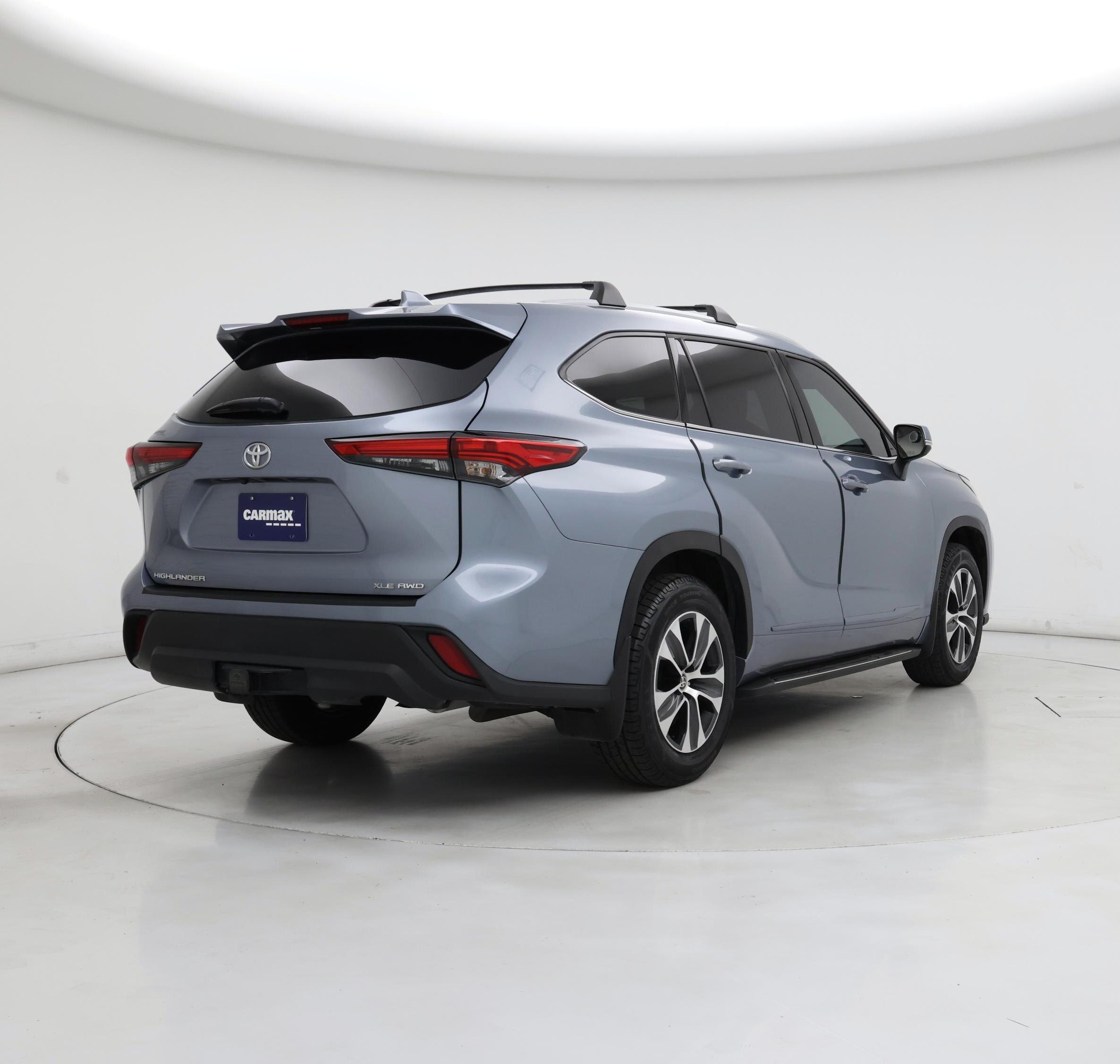 Thumbnail: 2022 Toyota Highlander - 8