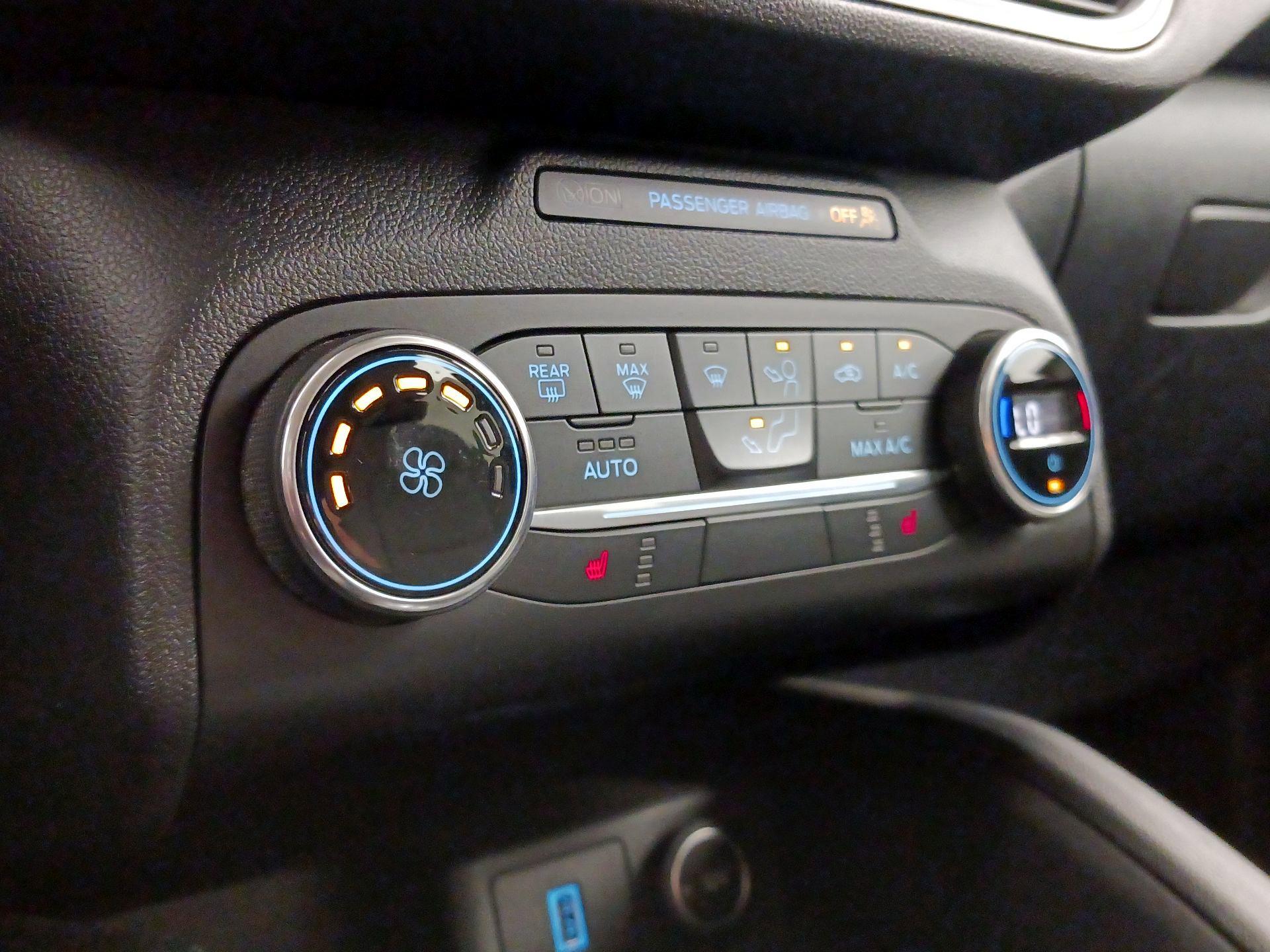 Thumbnail: 2020 Ford Escape - 17