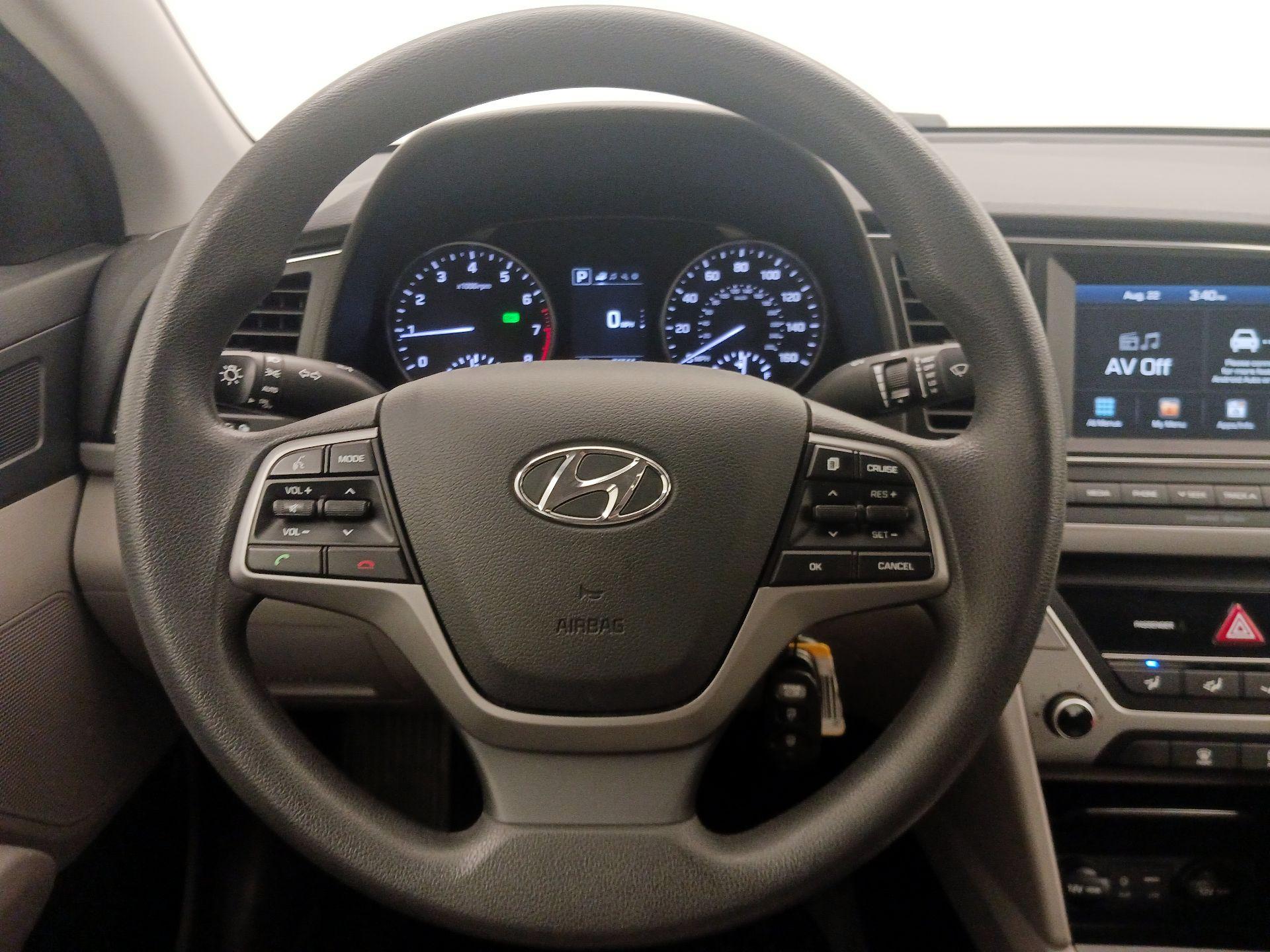 Thumbnail: 2018 Hyundai Elantra - 10