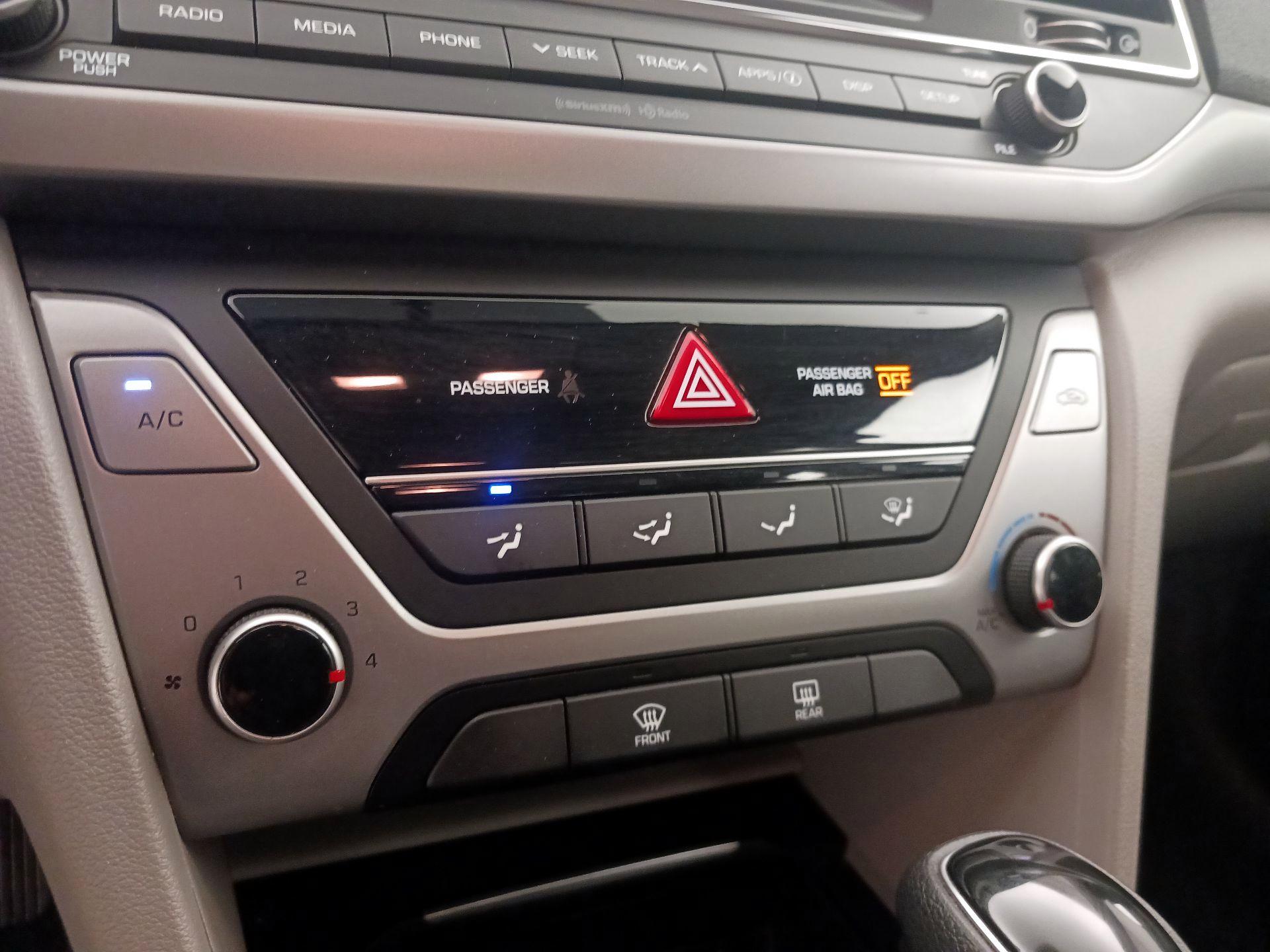 Thumbnail: 2018 Hyundai Elantra - 16