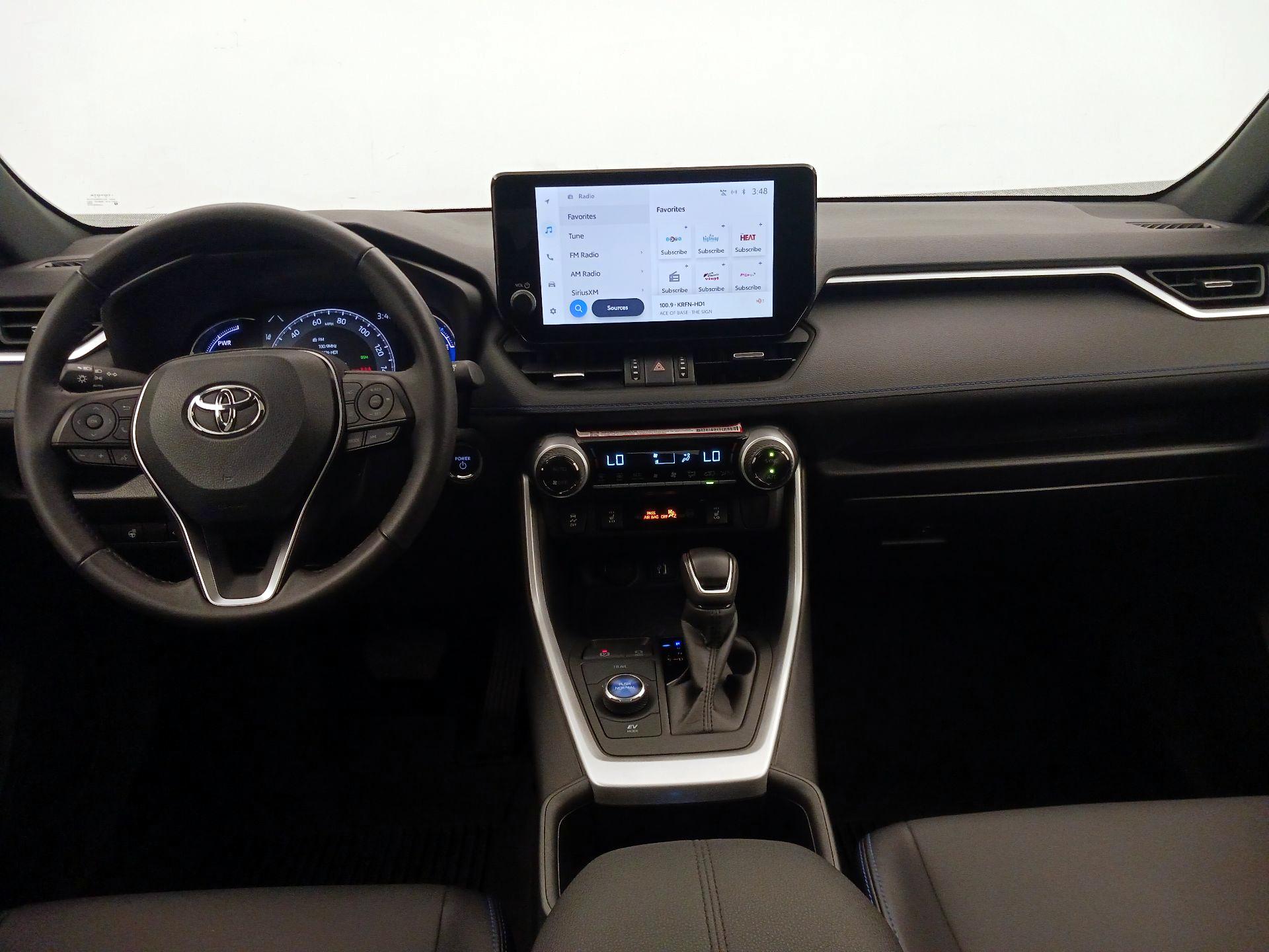 Thumbnail: 2025 Toyota RAV4 - 9