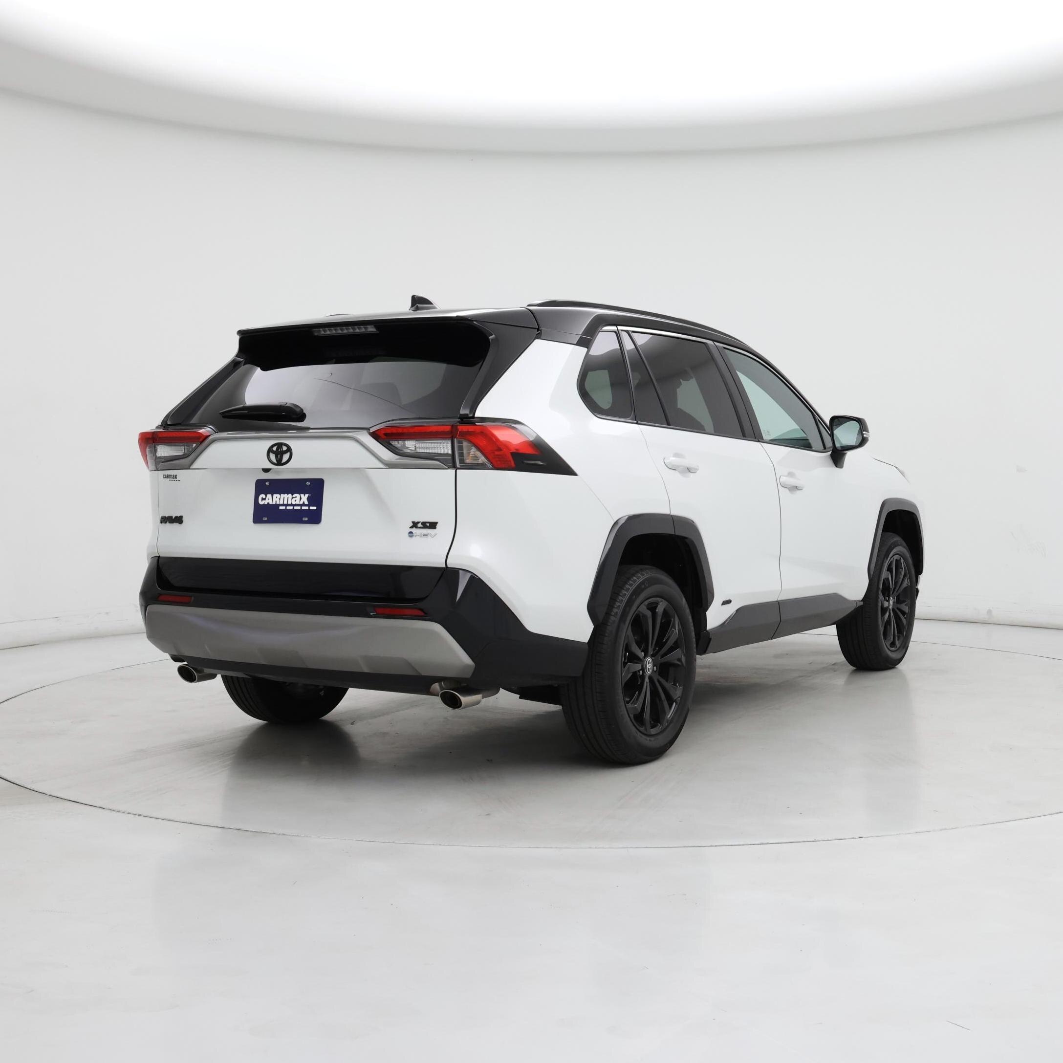 Thumbnail: 2025 Toyota RAV4 - 8