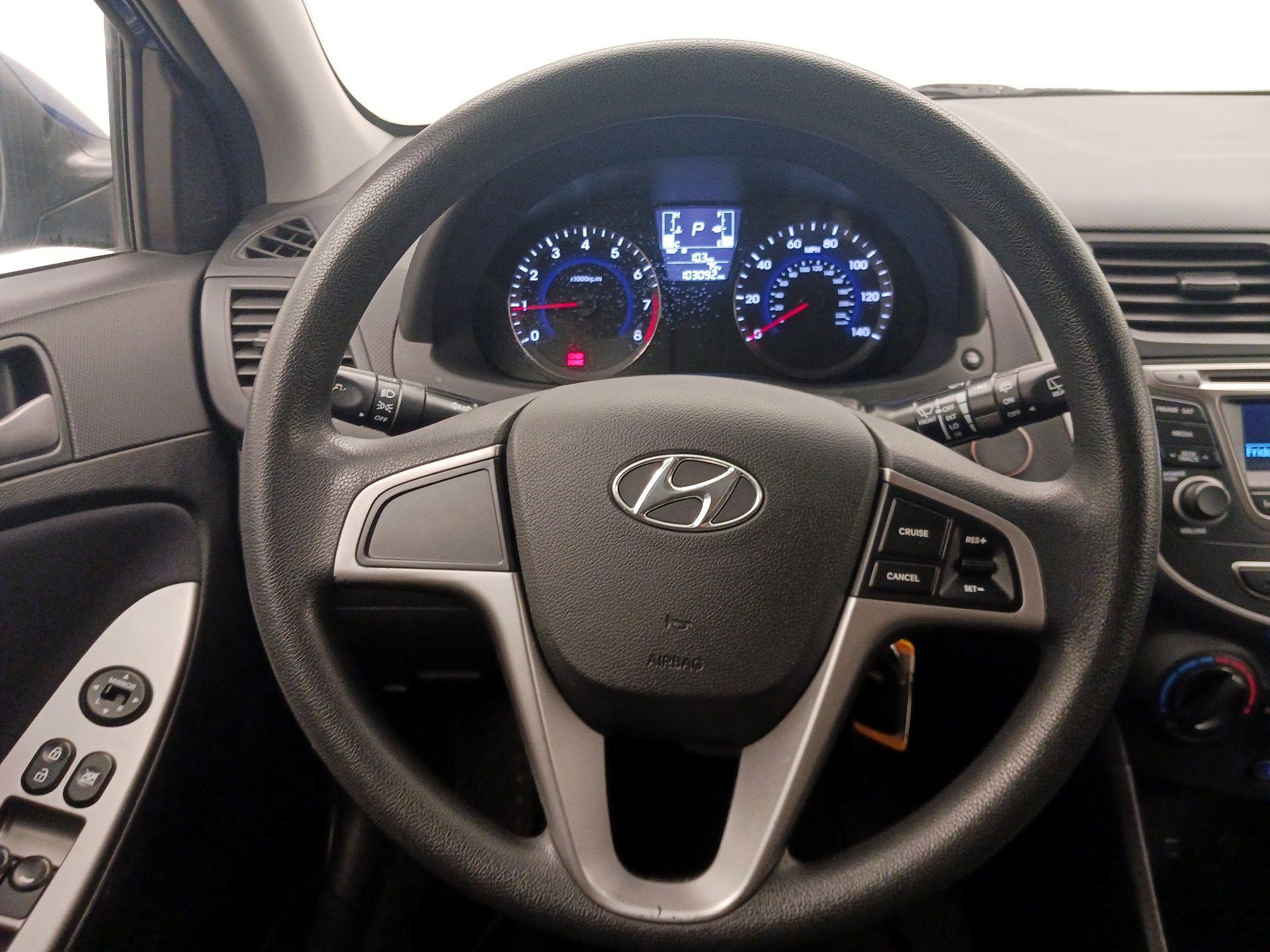 Thumbnail: 2015 Hyundai Accent - 10