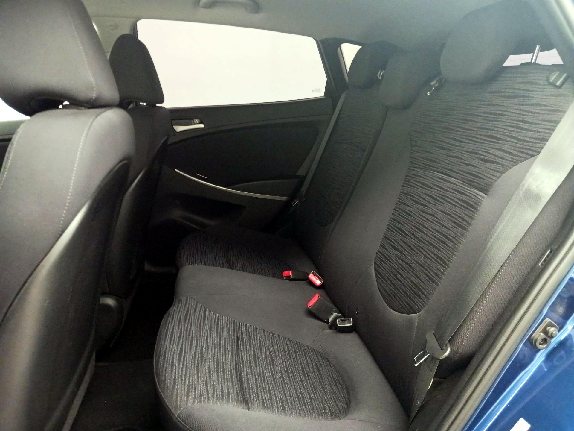 Thumbnail: 2015 Hyundai Accent - 18