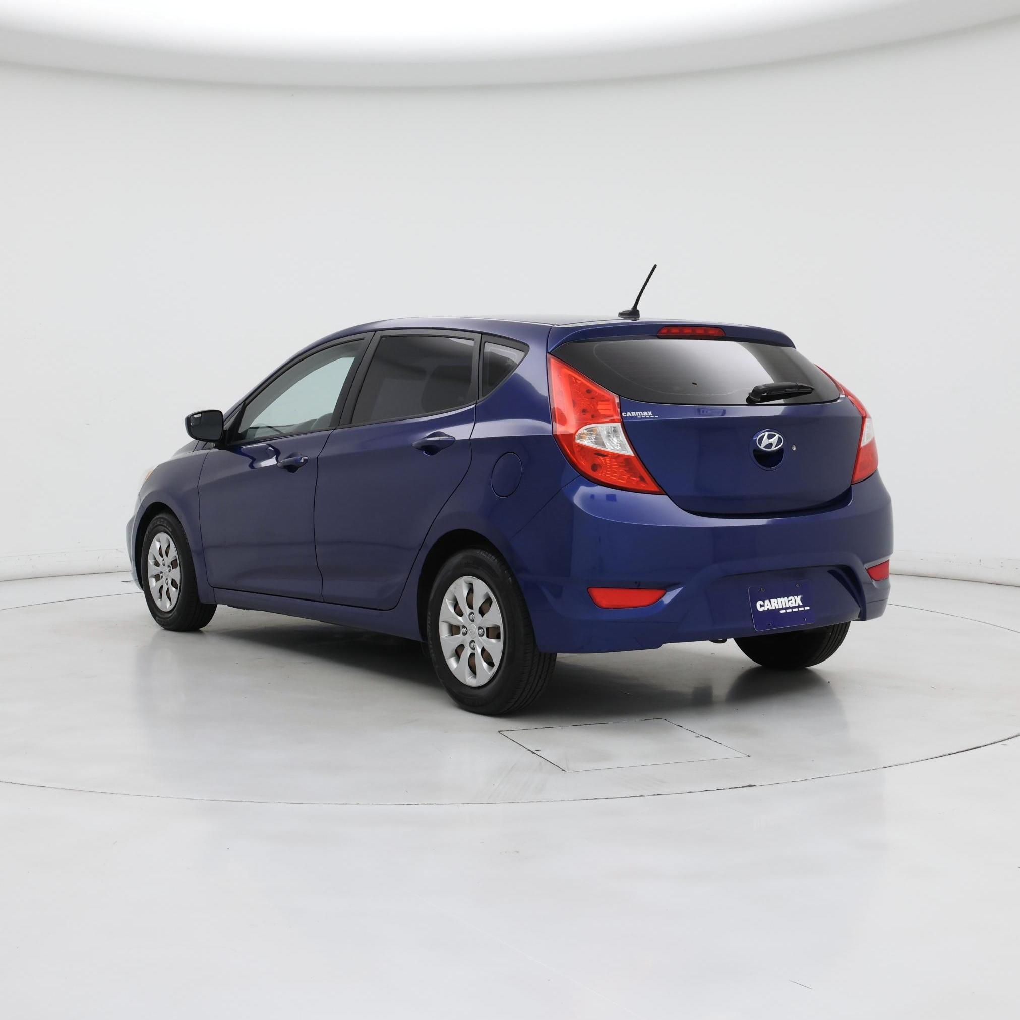 Thumbnail: 2015 Hyundai Accent - 2