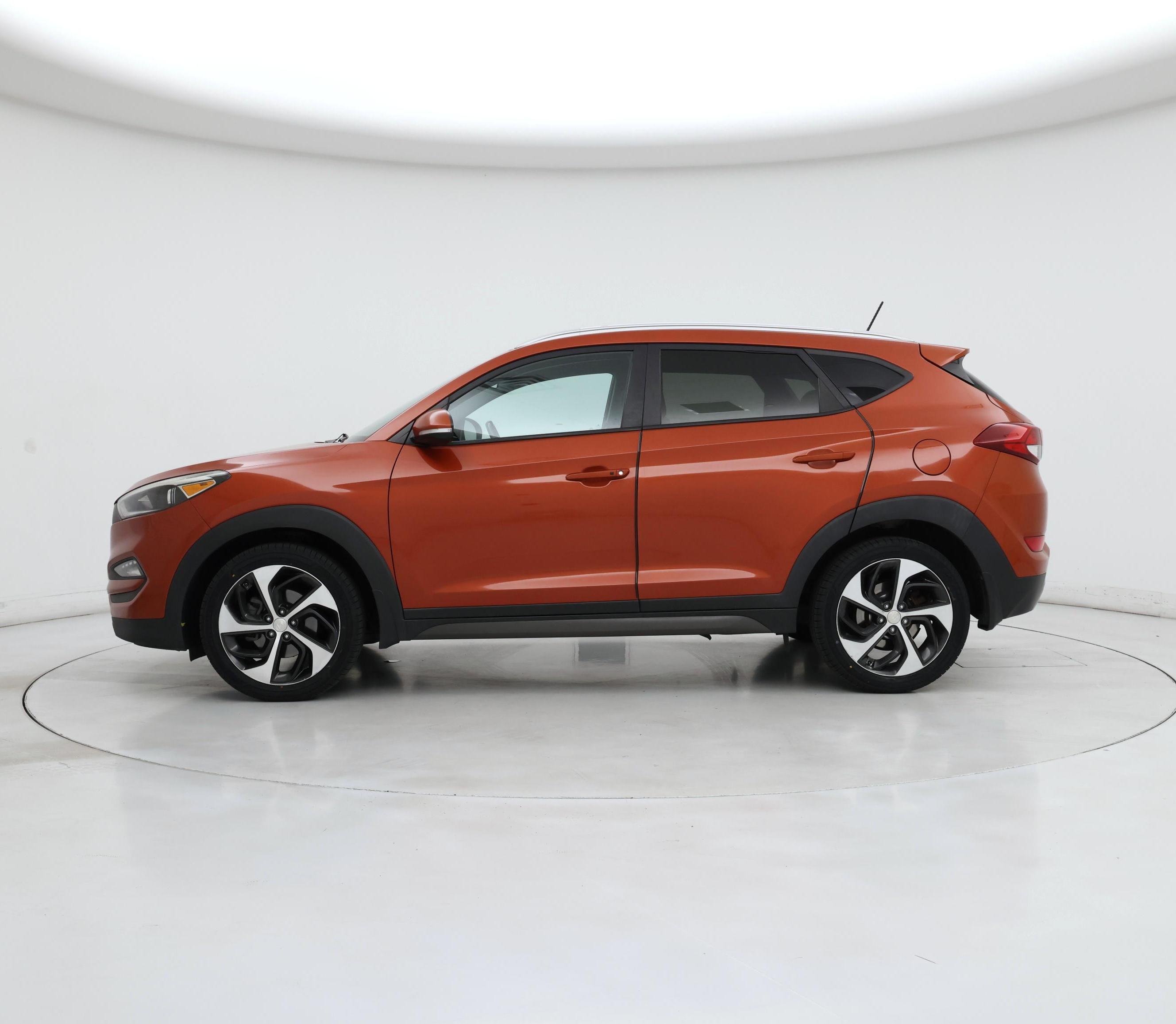 Thumbnail: 2016 Hyundai Tucson - 3