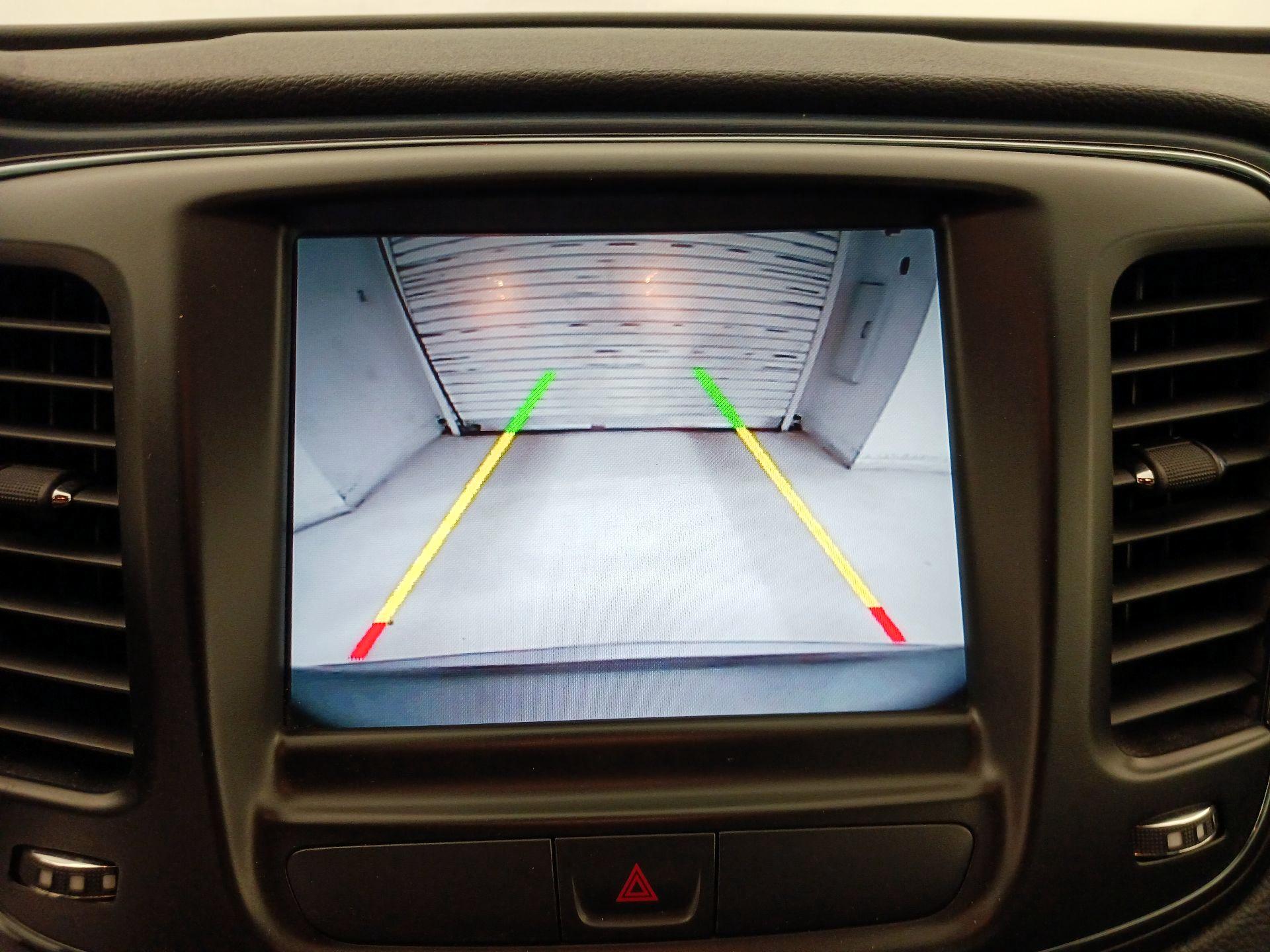 Thumbnail: 2015 Chrysler 200 - 15
