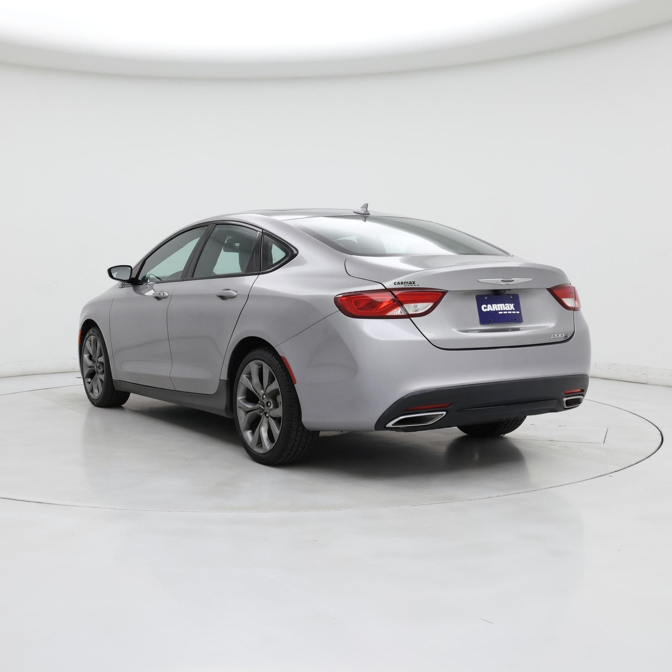 Thumbnail: 2015 Chrysler 200 - 2