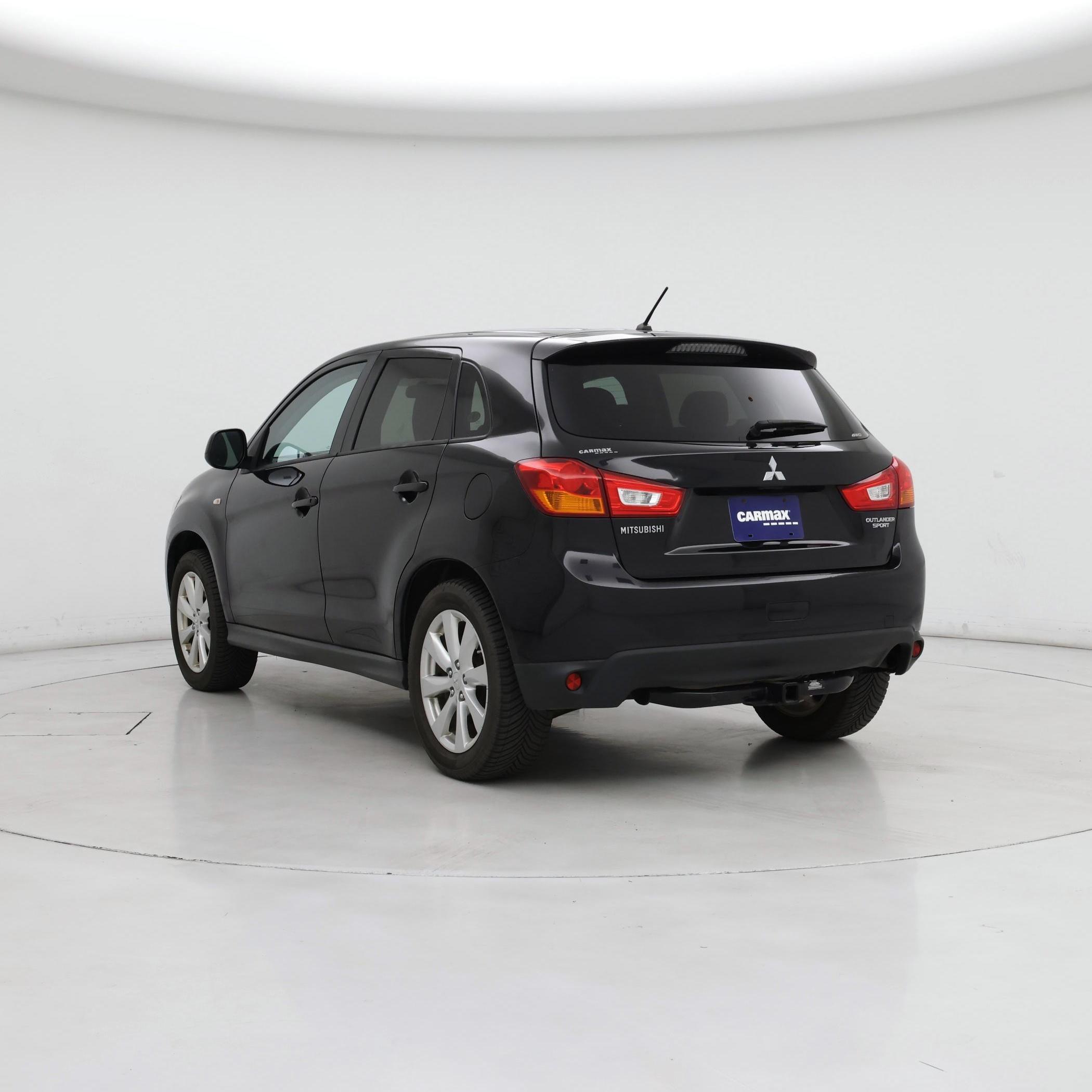 Thumbnail: 2015 Mitsubishi Outlander Sport - 2
