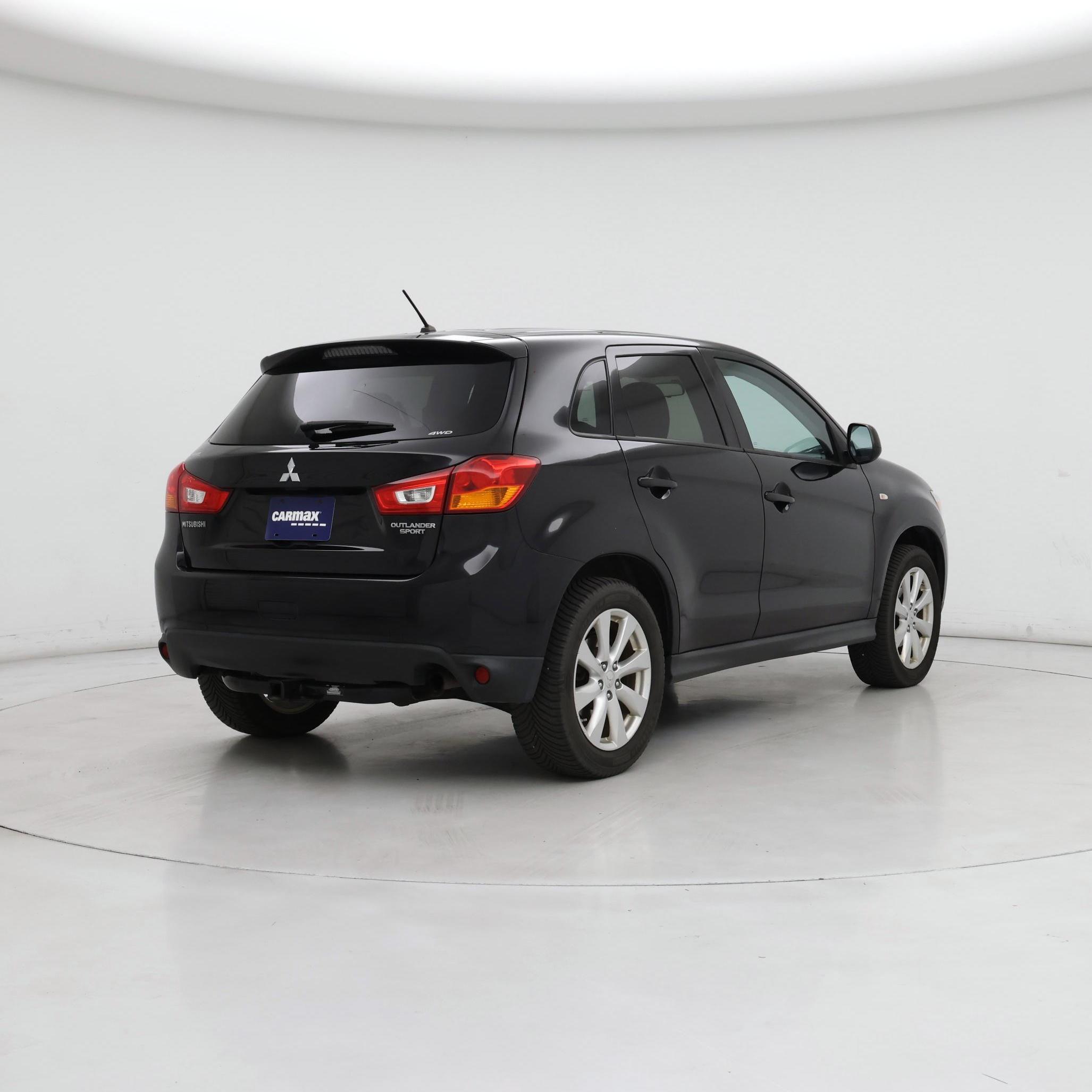 Thumbnail: 2015 Mitsubishi Outlander Sport - 8