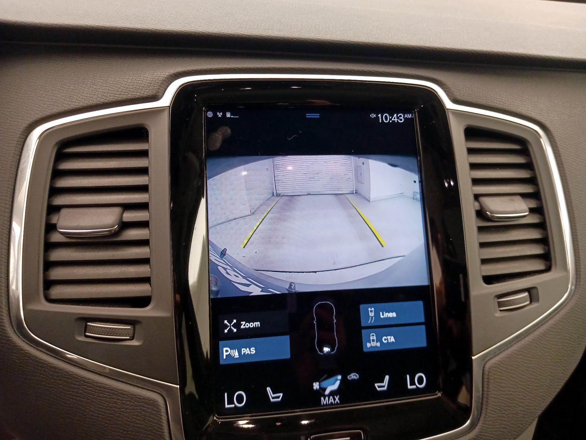 Thumbnail: 2021 Volvo XC90 - 15