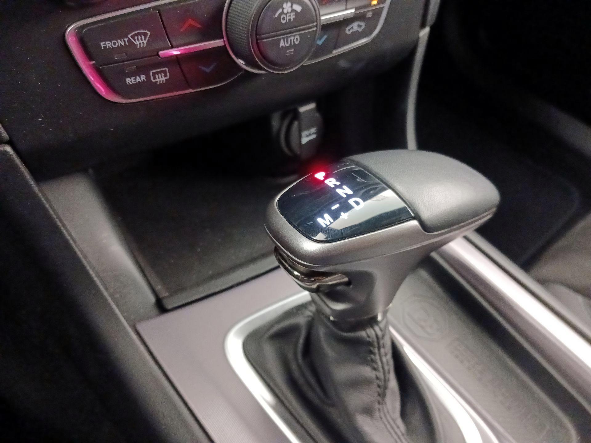 Thumbnail: 2021 Dodge Charger - 17