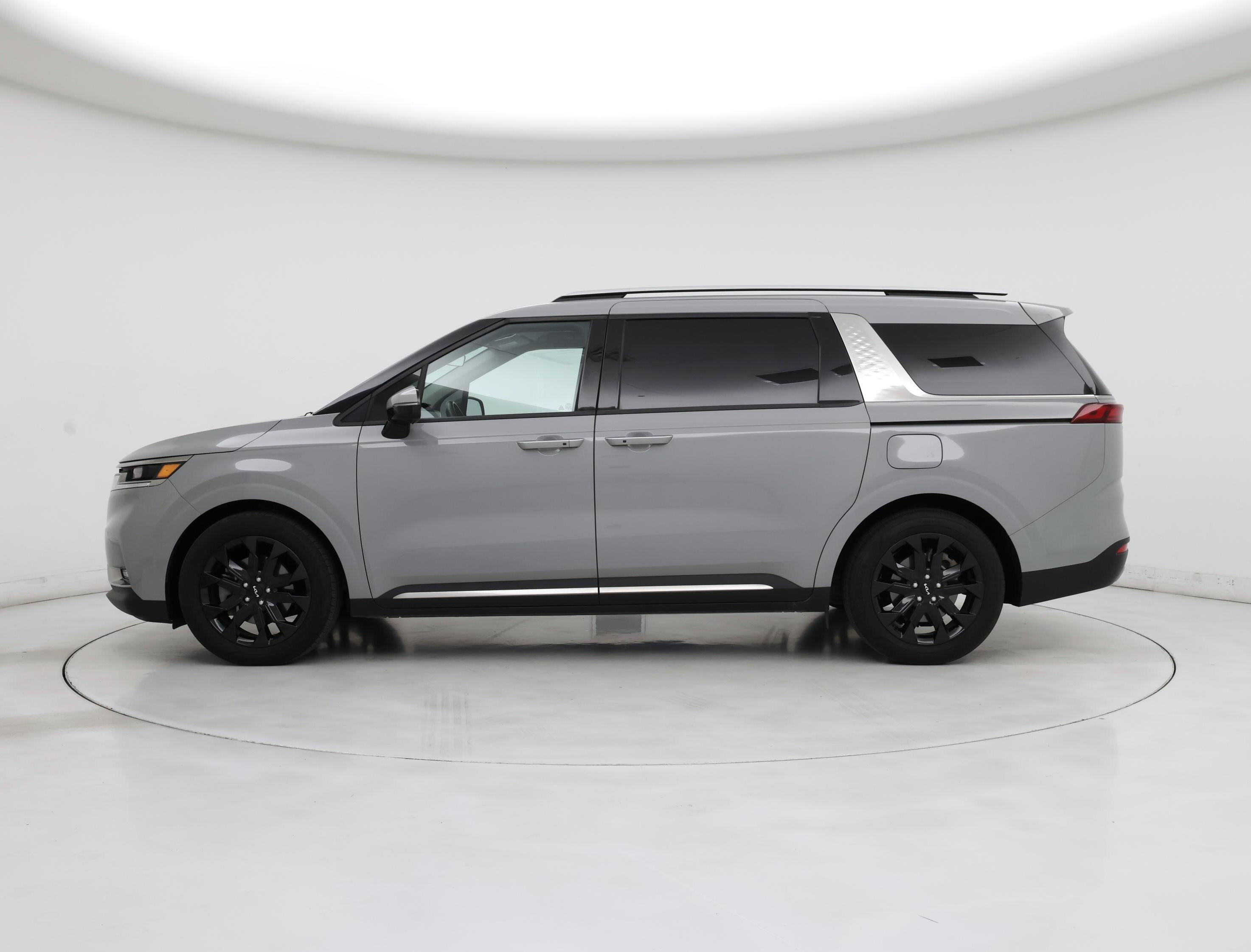 Thumbnail: 2024 Kia Carnival - 3