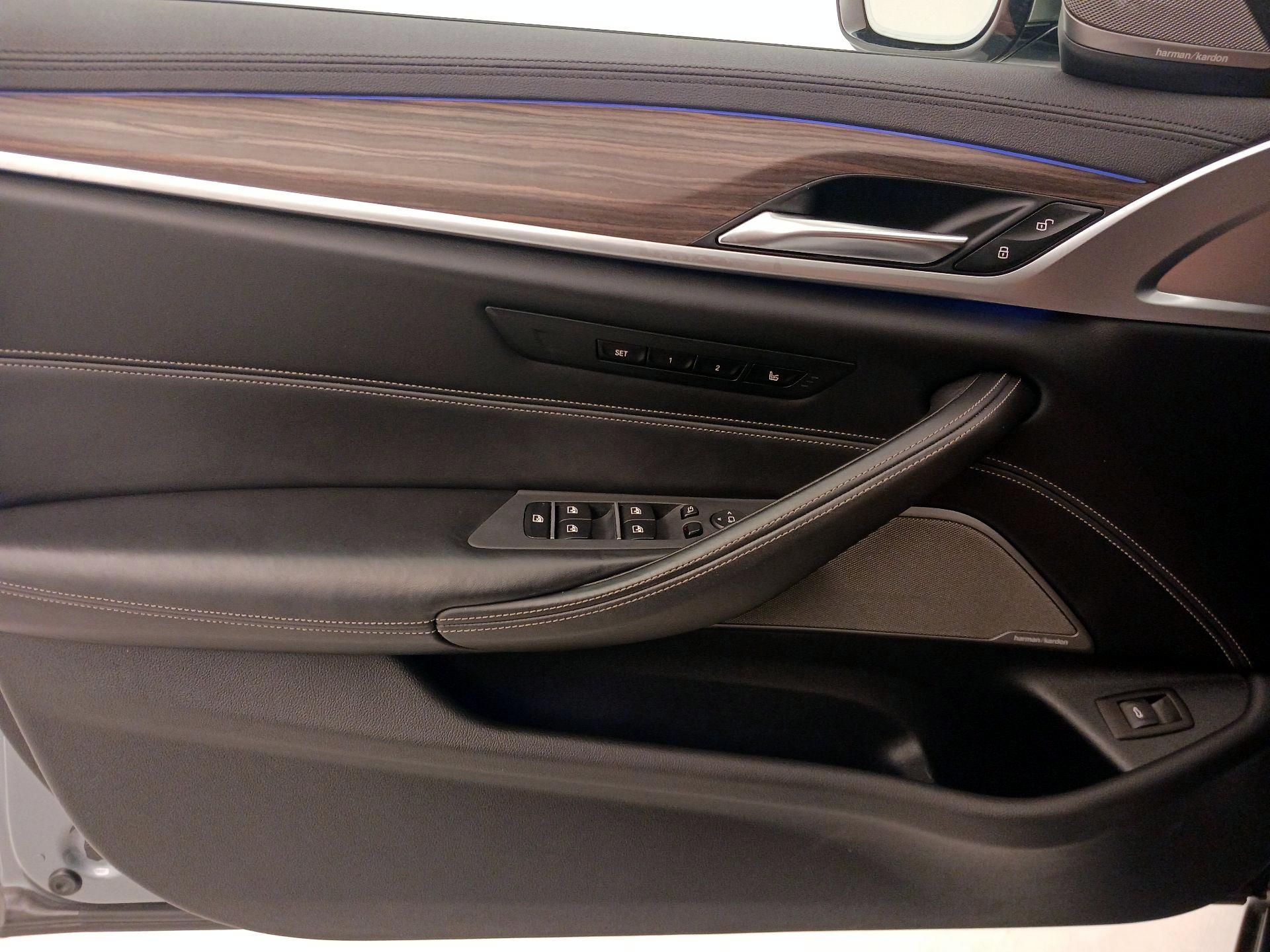 Thumbnail: 2019 BMW 5 Series - 12